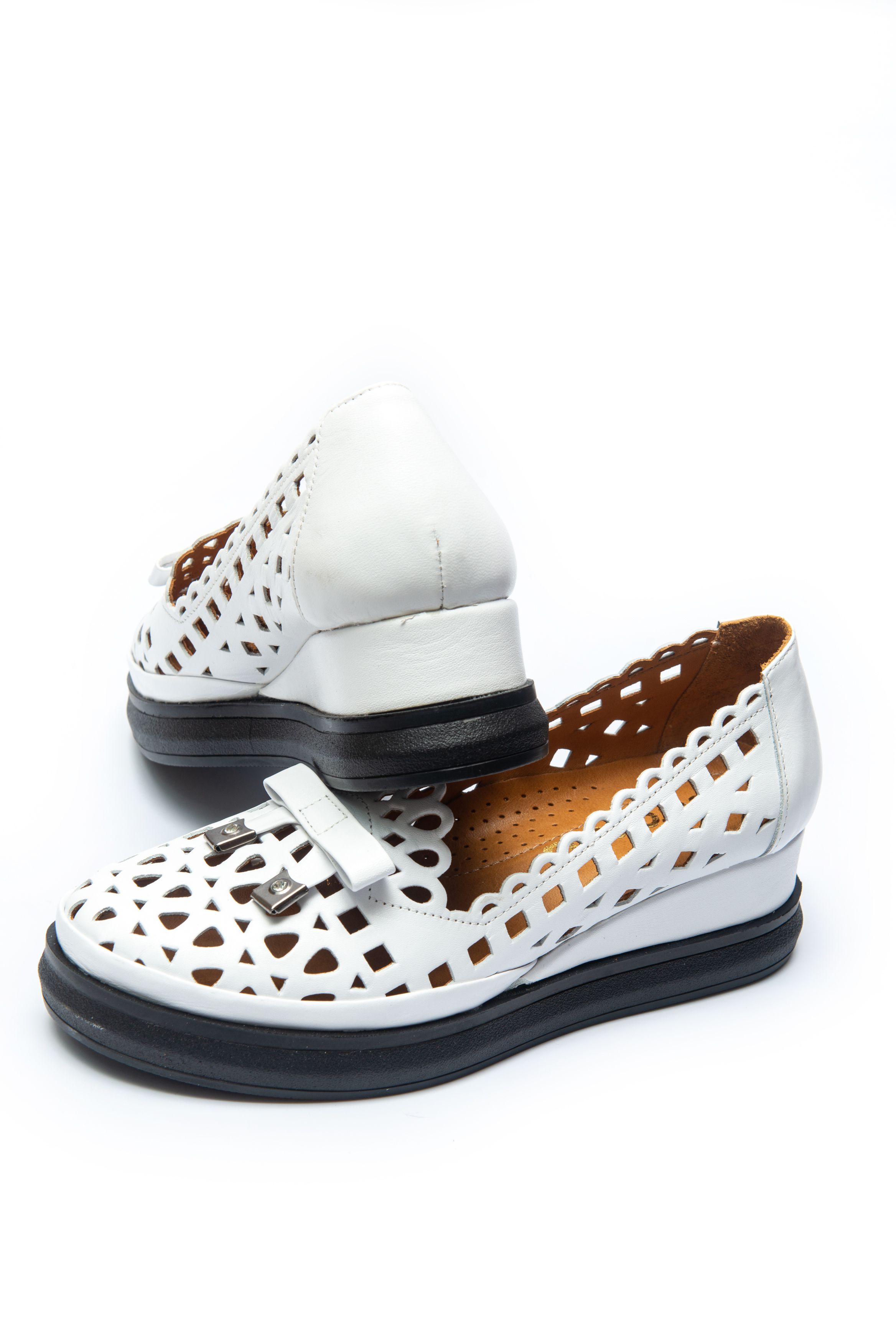 

Туфли Evromoda 00082 Белые 36