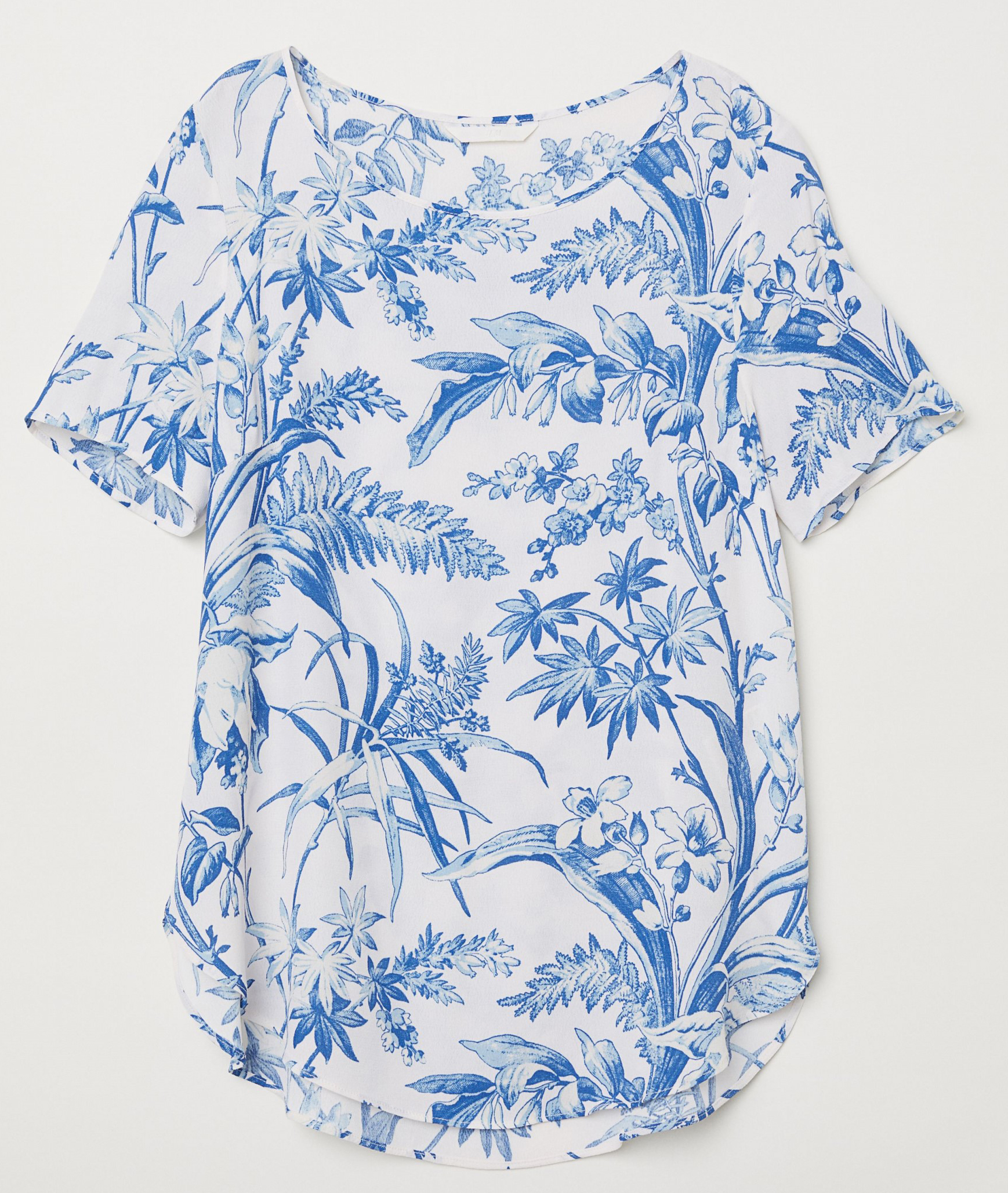 

Блузка H&M 06482567 38 Белая с голубым