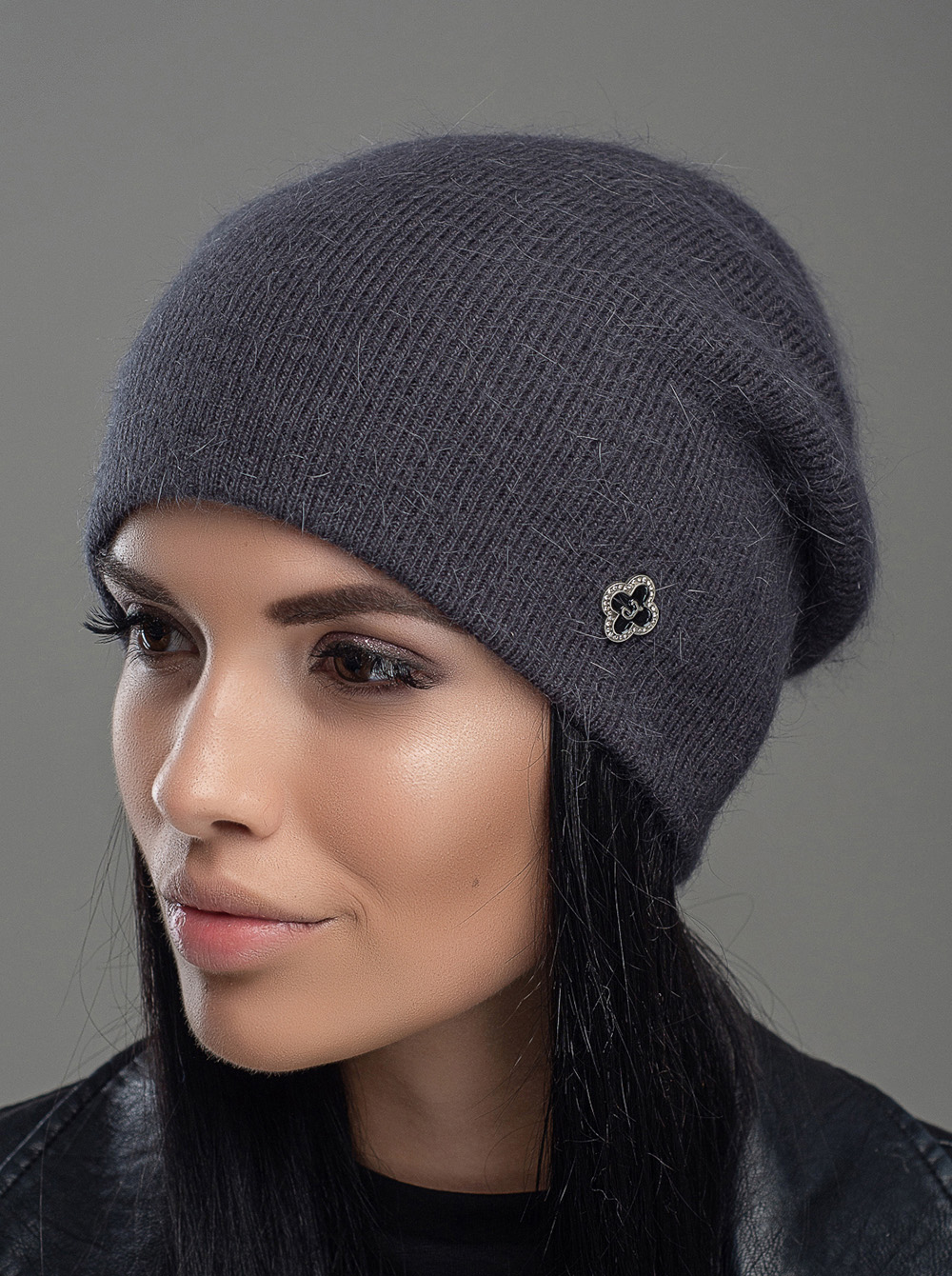 

Шапка Leks/Jolie Нарцисс Размер (53-57) Цвет (антрацит)