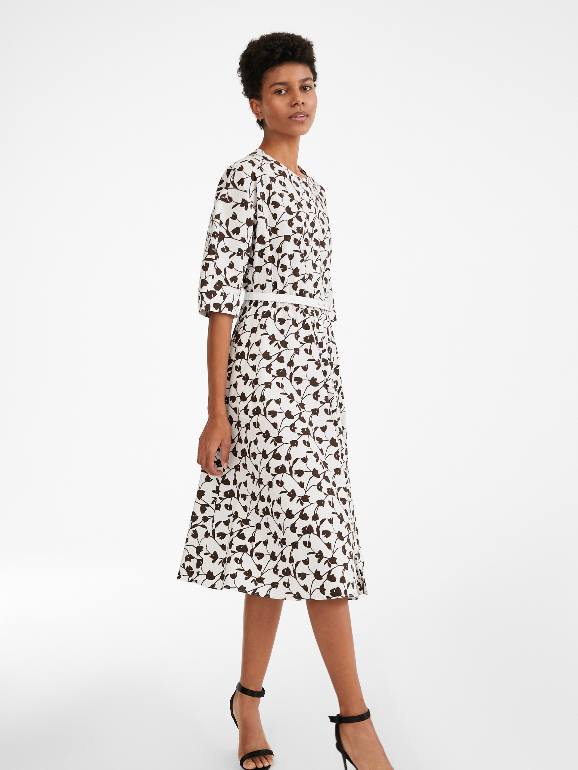 

Платье MaxMara 46 Белое 62210101000