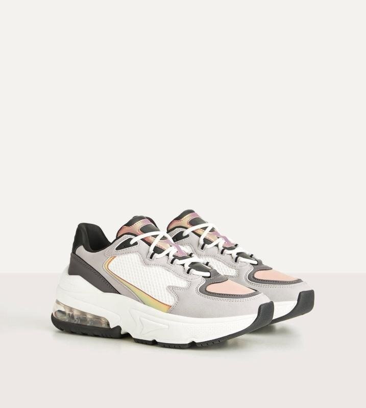 

Кроссовки Bershka 1512/560 39 р. Разноцветные