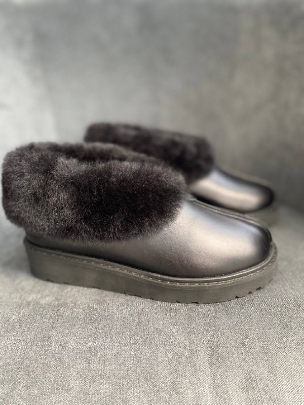 Женские зимние угги ShoesBand Черные натуральные кожаные на среднюю ...