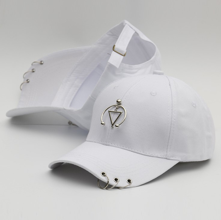 

Кепка Jsstore Треугольник в полукруге Белая с Кольцами