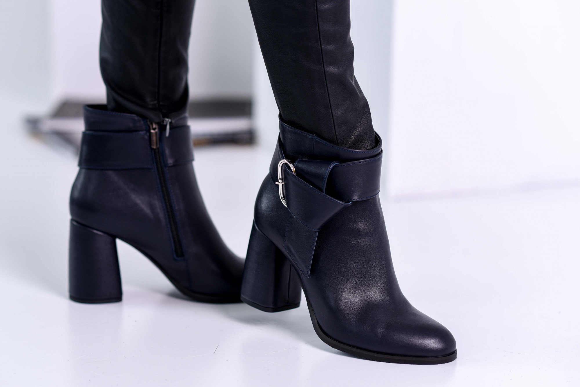 

Ботинки Maya Shoes 2347 Синий 40р