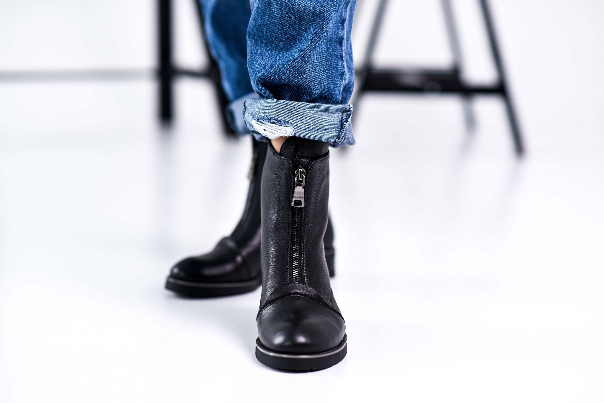 

Ботинки Maya Shoes 2358 Черный 39р