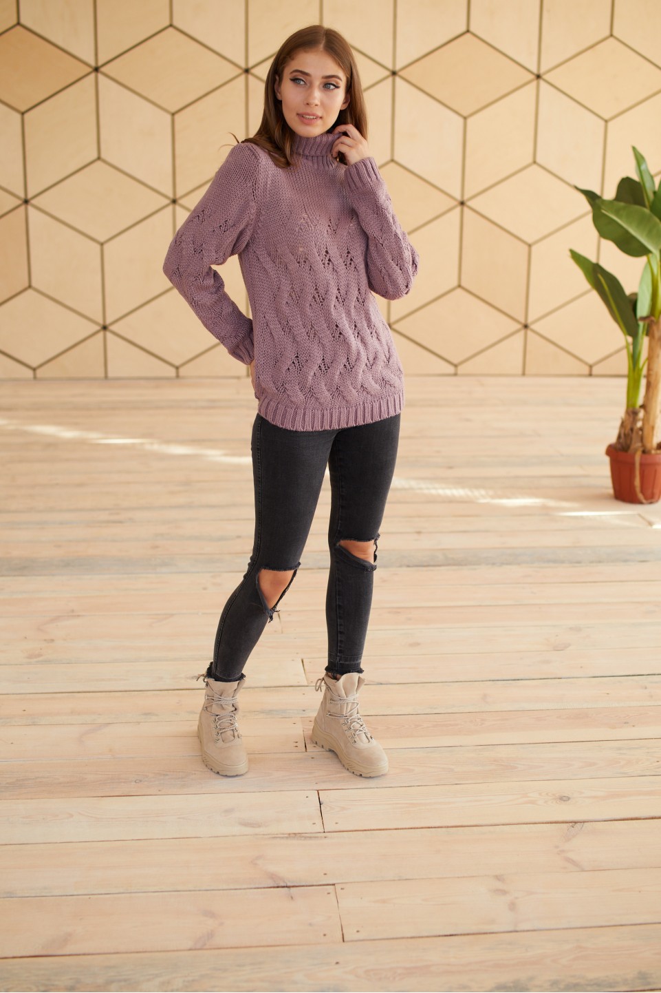 

Cвитер Linkoff 1805 Чайная роза с горлом 44