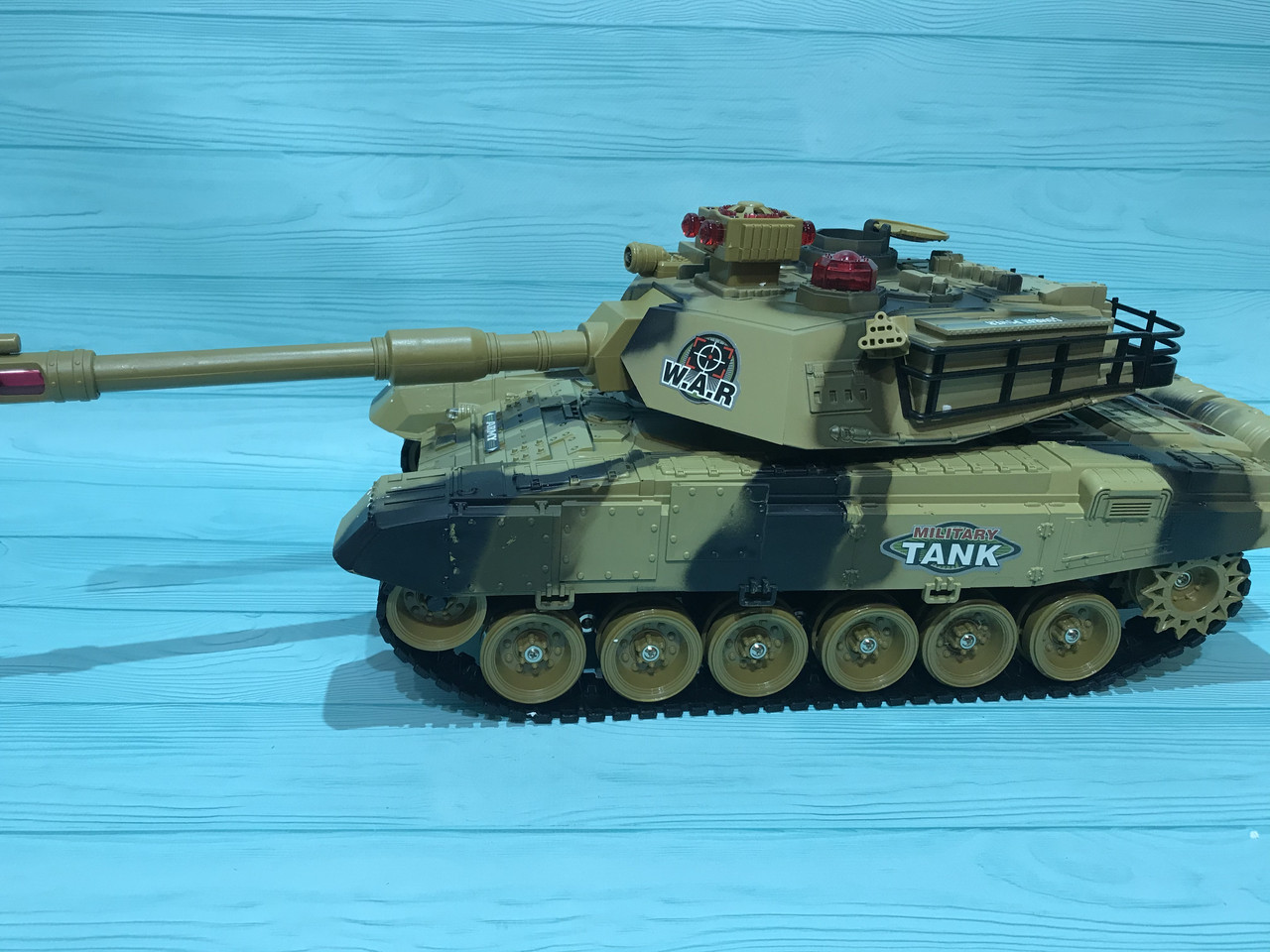 

Танк на радиоуправлении Limo Toy WarTank Песчаный камуфляж 55см (0139)