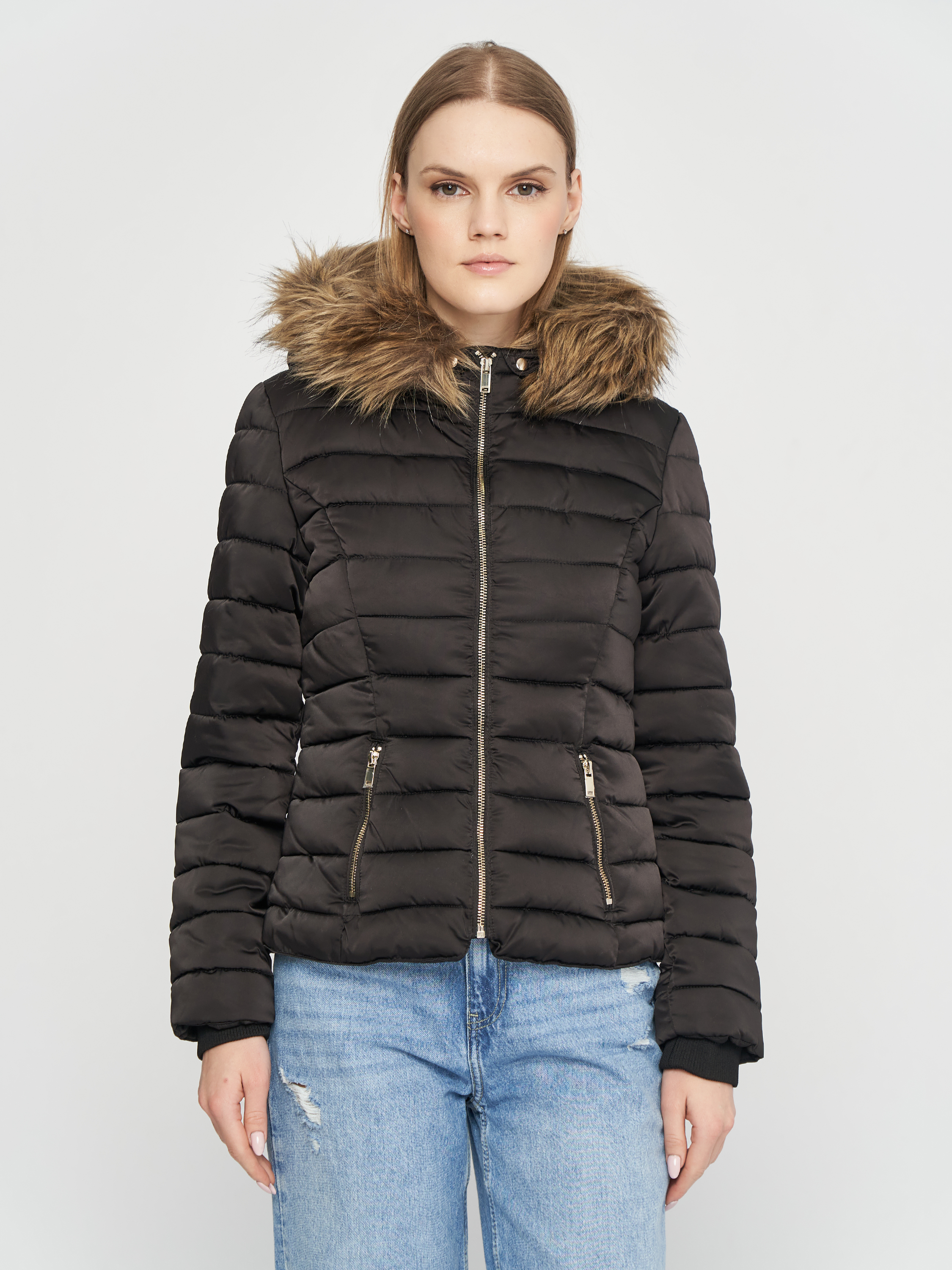 Акция на Куртка зимова коротка жіноча H&M 1008-6426758 32 Чорна от Rozetka