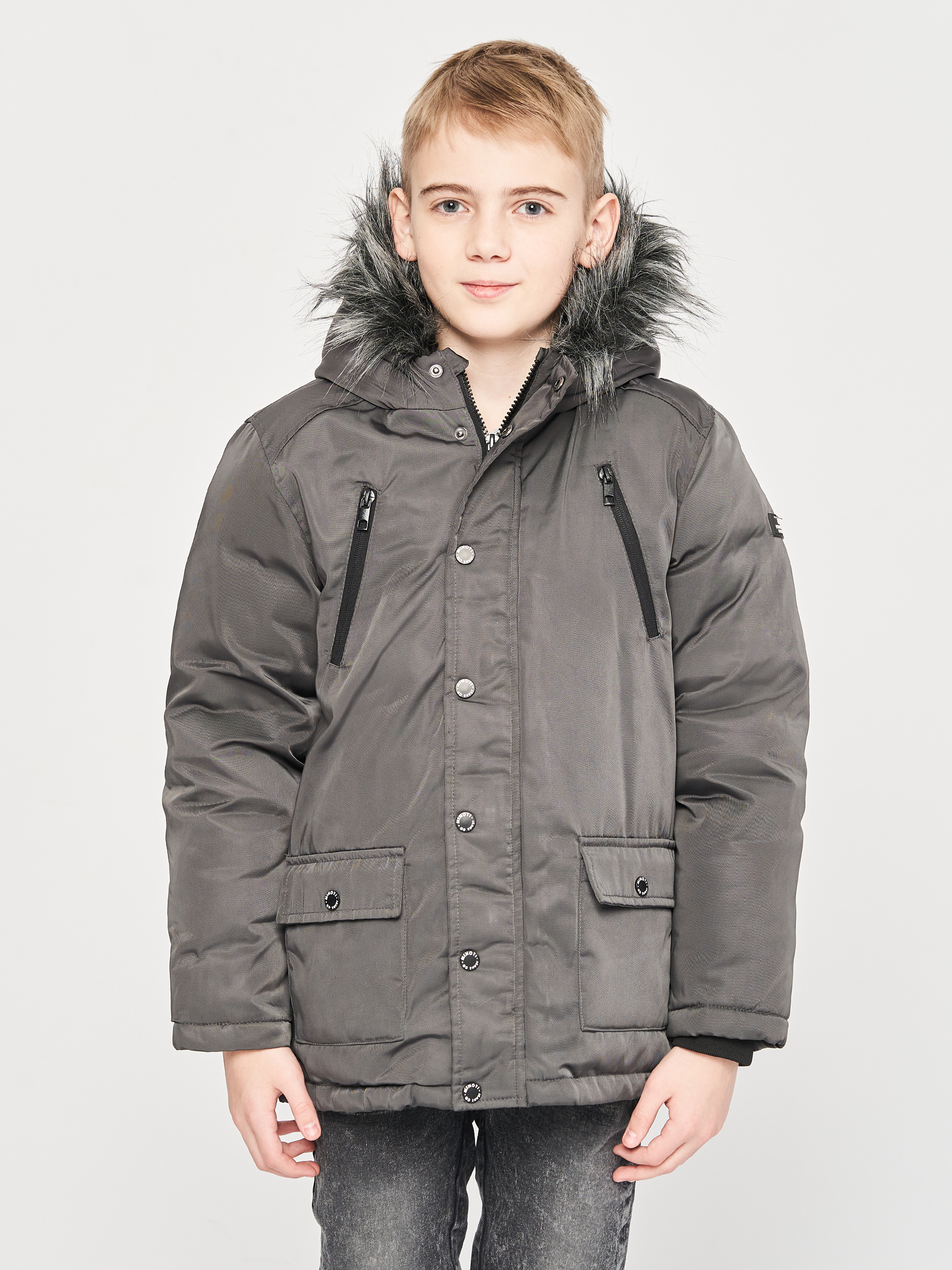 Акція на Дитяча зимова куртка для хлопчика Minoti 11COAT 22 37385JNR 116-122 см Темно-сіра від Rozetka