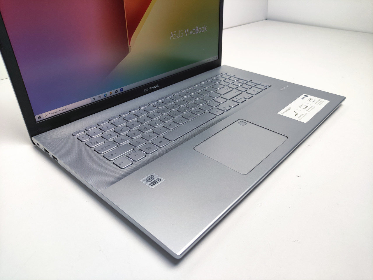 Ноутбук Asus VivoBook 17 17.3 FHD IPS i5-1035G1 4ядра Ram 8GB