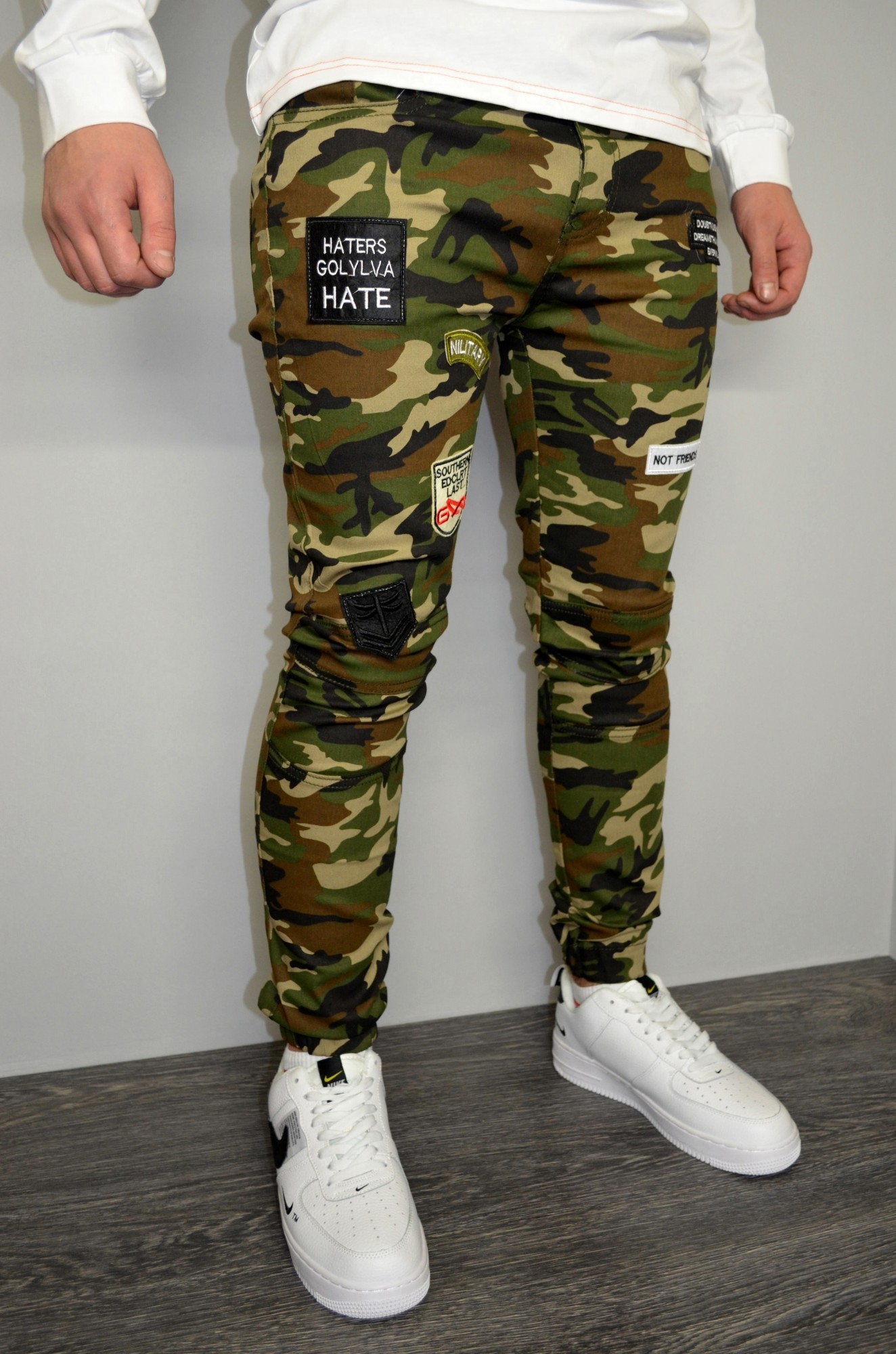 

Мужские джинсы hype drive camo размер S J-001