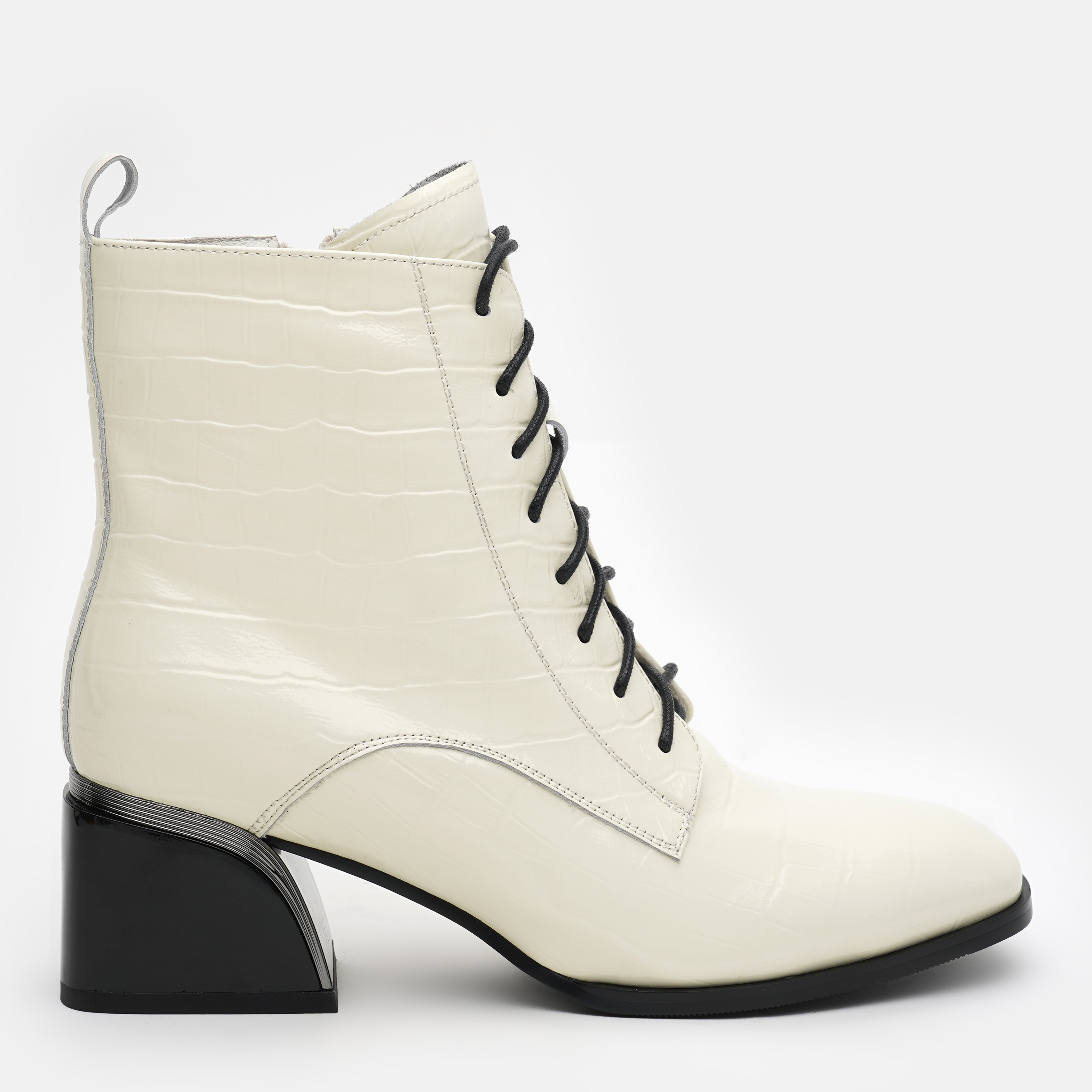 Акція на Жіночі черевики високі Blizzarini WR242-C371-P262 36 23 см Білі від Rozetka