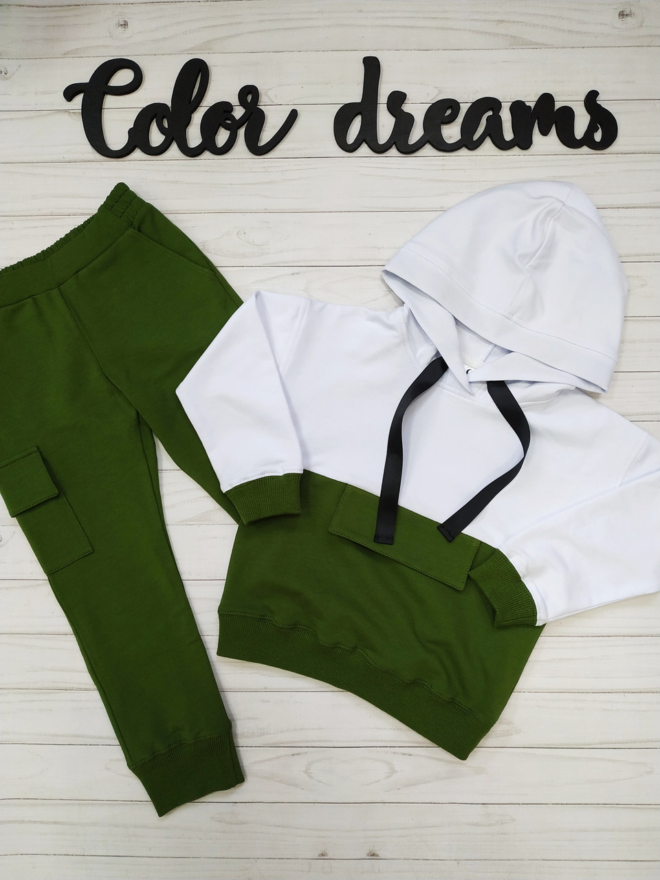 

Спортивный костюм Color Dreams 11240/3/110 110 Зеленый