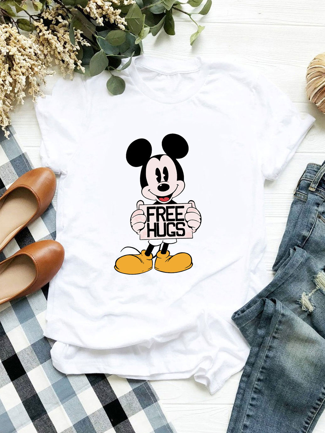 Акція на Футболка жіноча Love&Live Mickey free hugs LLP00668 XL Біла від Rozetka