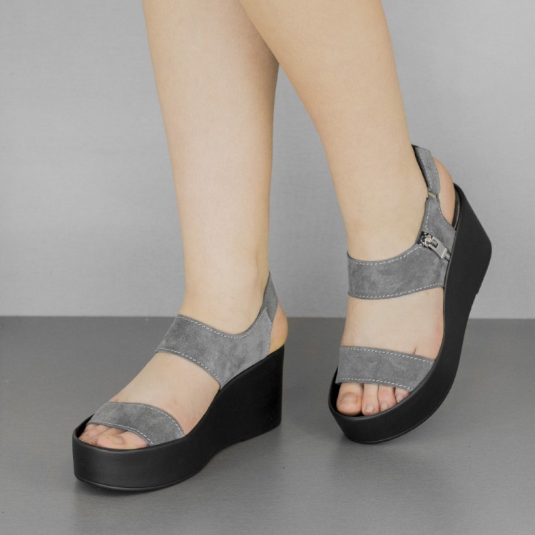 

Босоножки Winner Boots серые 8212 36