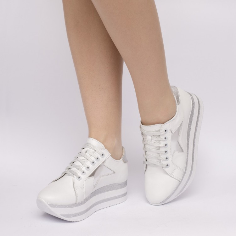 

Сникеры Winner Boots белые 804-02 38