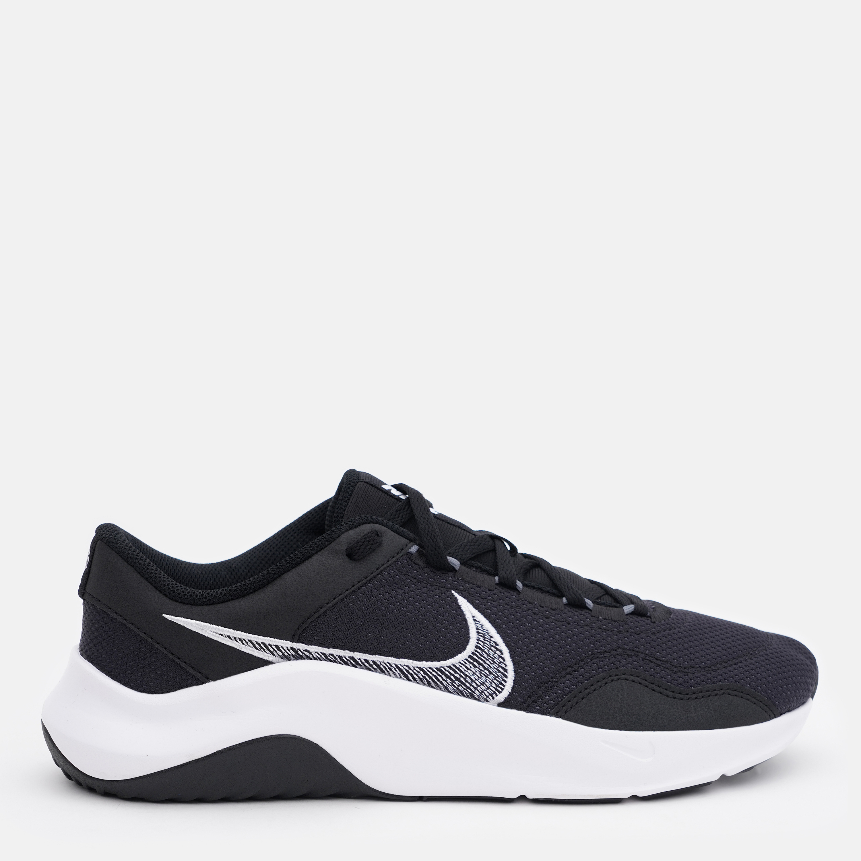 Акція на Чоловічі кросівки для залу Nike Legend Essential 3 Nn DM1120-001 47 (12.5US) 30.5 см Чорні від Rozetka