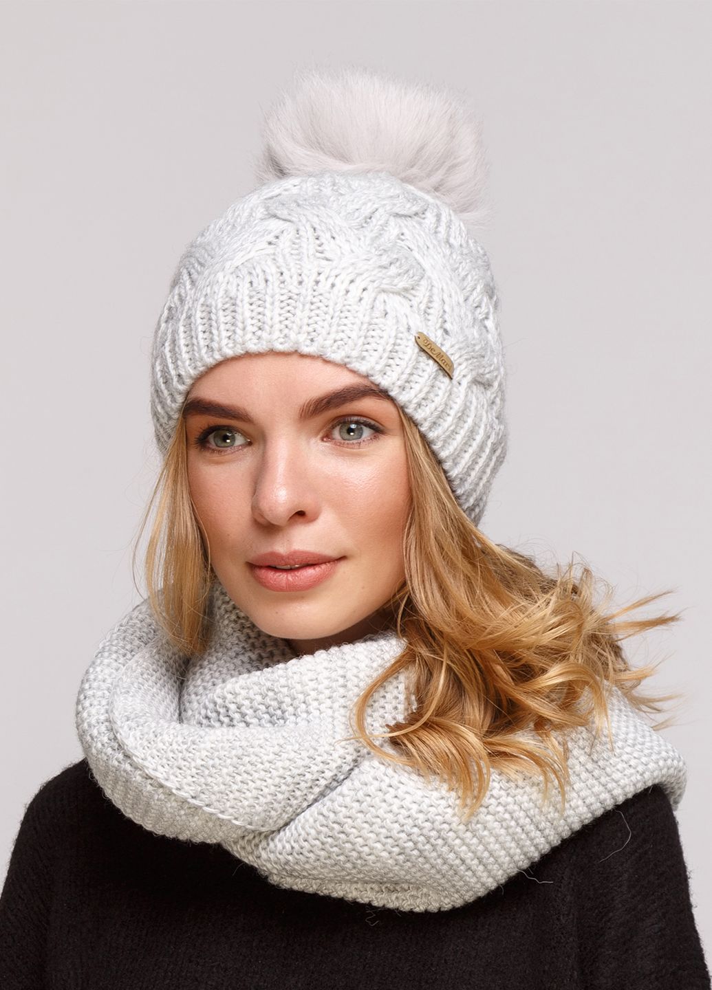 

Комплект (шапка, шарф-снуд) Fashion Star 56-60 см Серый 660903