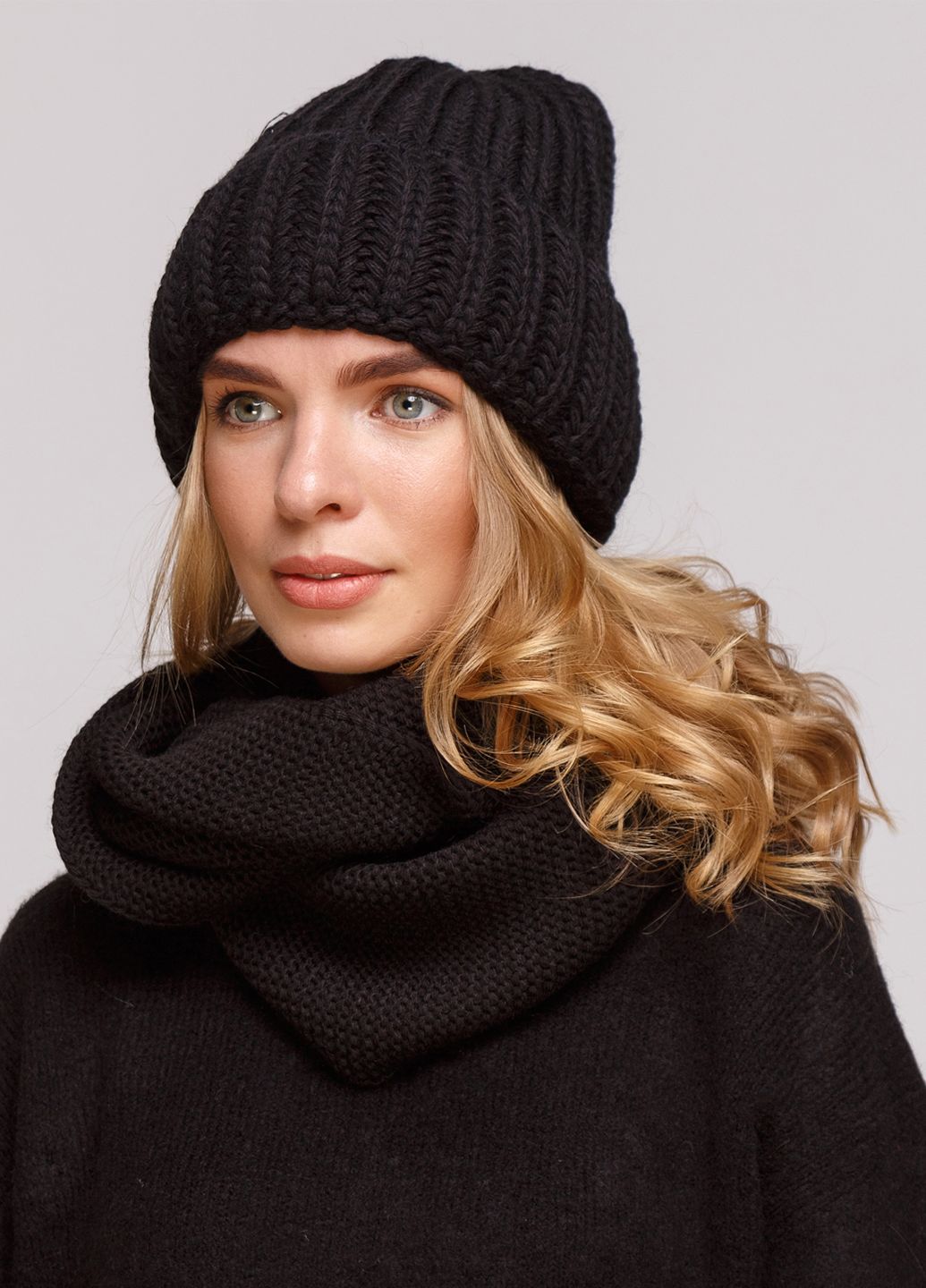 

Комплект (шапка, шарф-снуд) Fashion Star 56-60 см Черный 660001