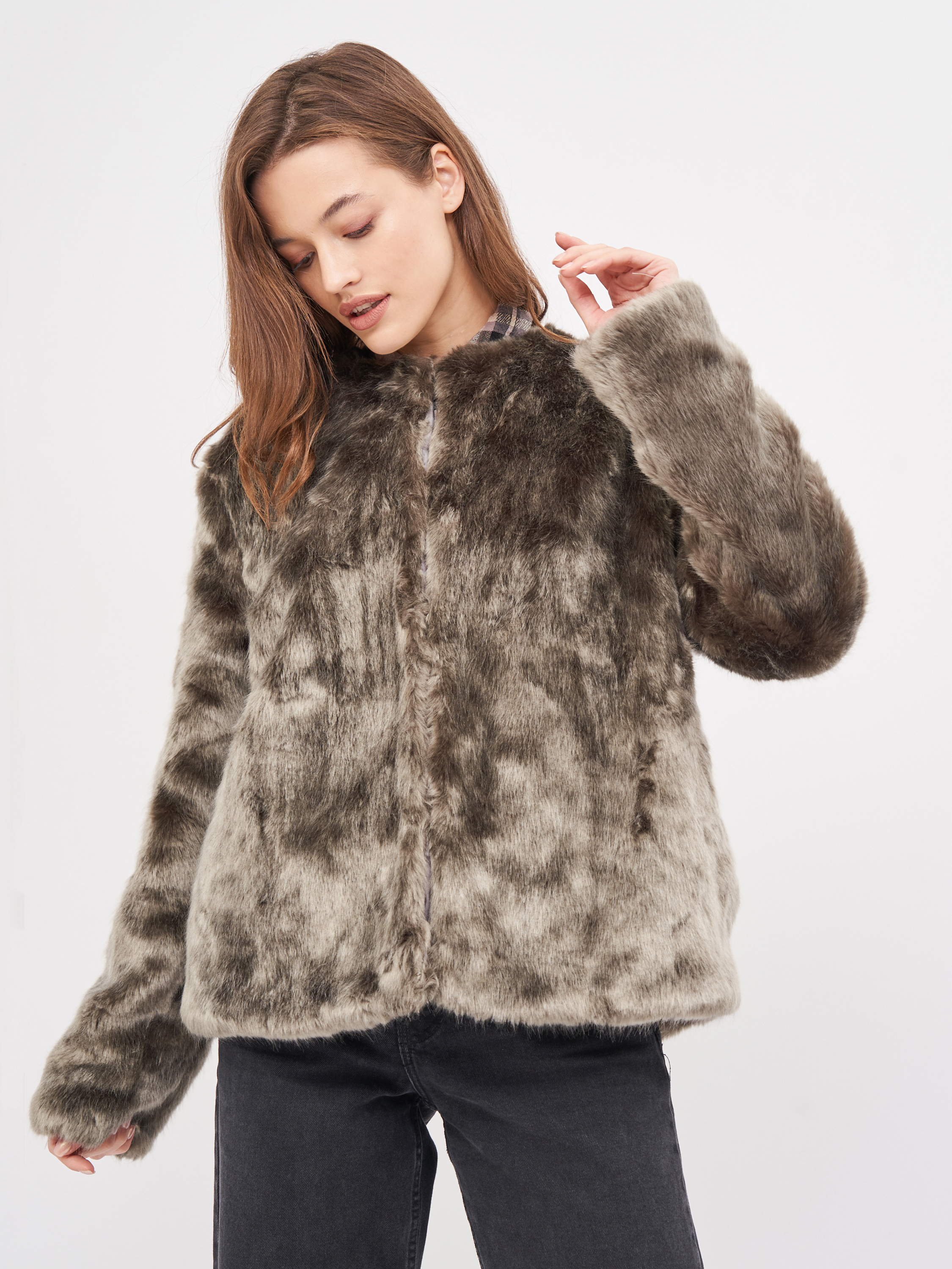

Полушубок Pull & Bear 5715/300/802 M Серый