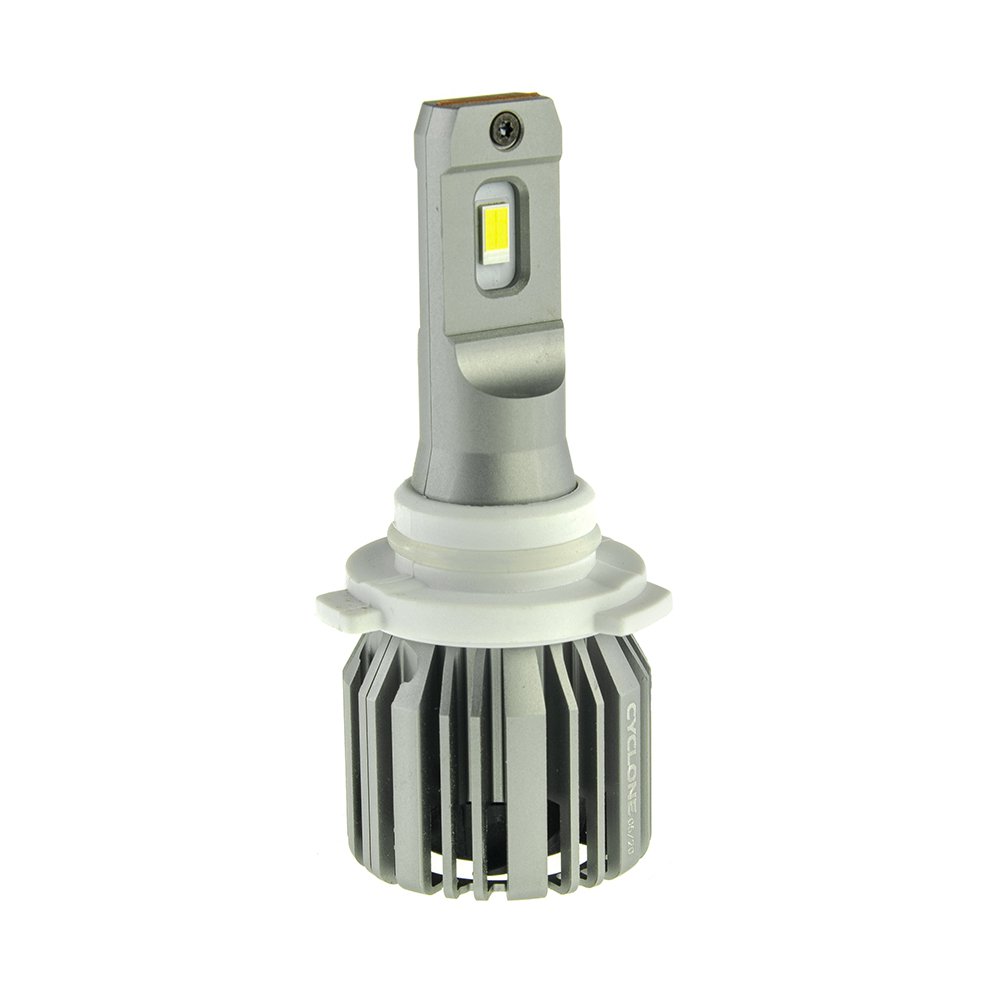 Светодиодные LED лампы головного света CYCLONE LED 9005 5700K 6000Lm ...