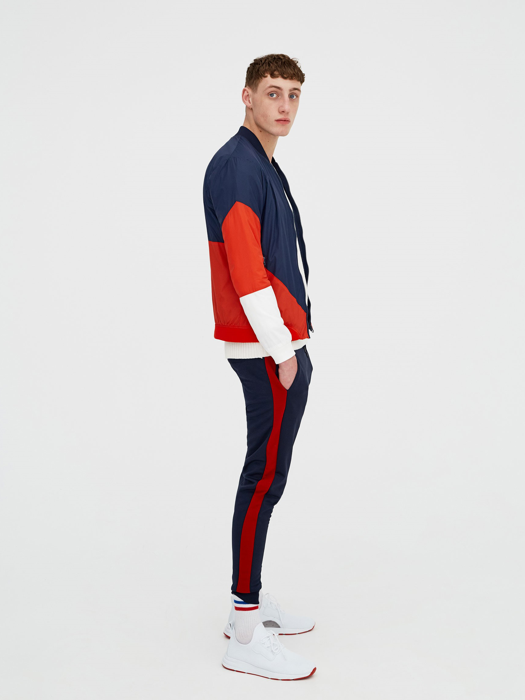 

Бомбер Pull & Bear 05711536401 S Принт