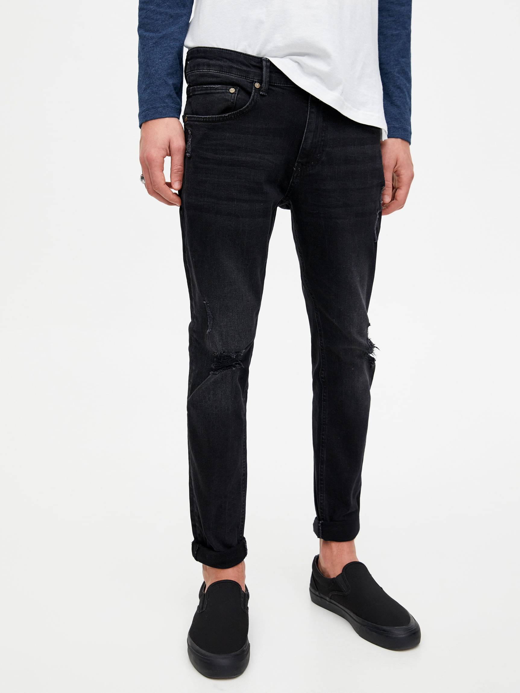 

Джинсы Pull & Bear 5689-527-800 38 Черные джинс