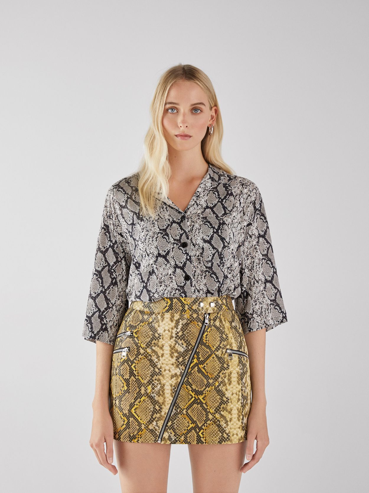 

Юбка Bershka 05701488300 M Принт