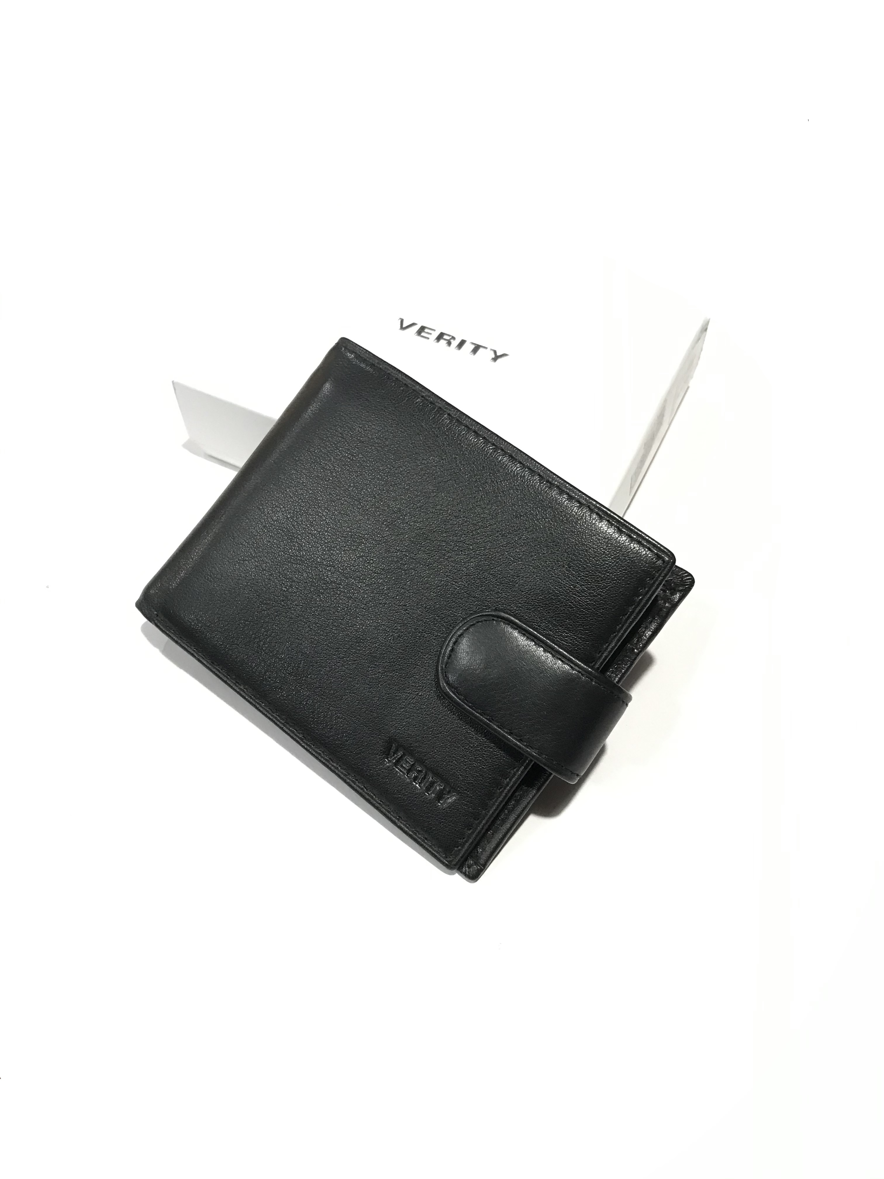 

Мужской кожаный портмоне VERITY V124-16 11.5х9х3 см Черный
