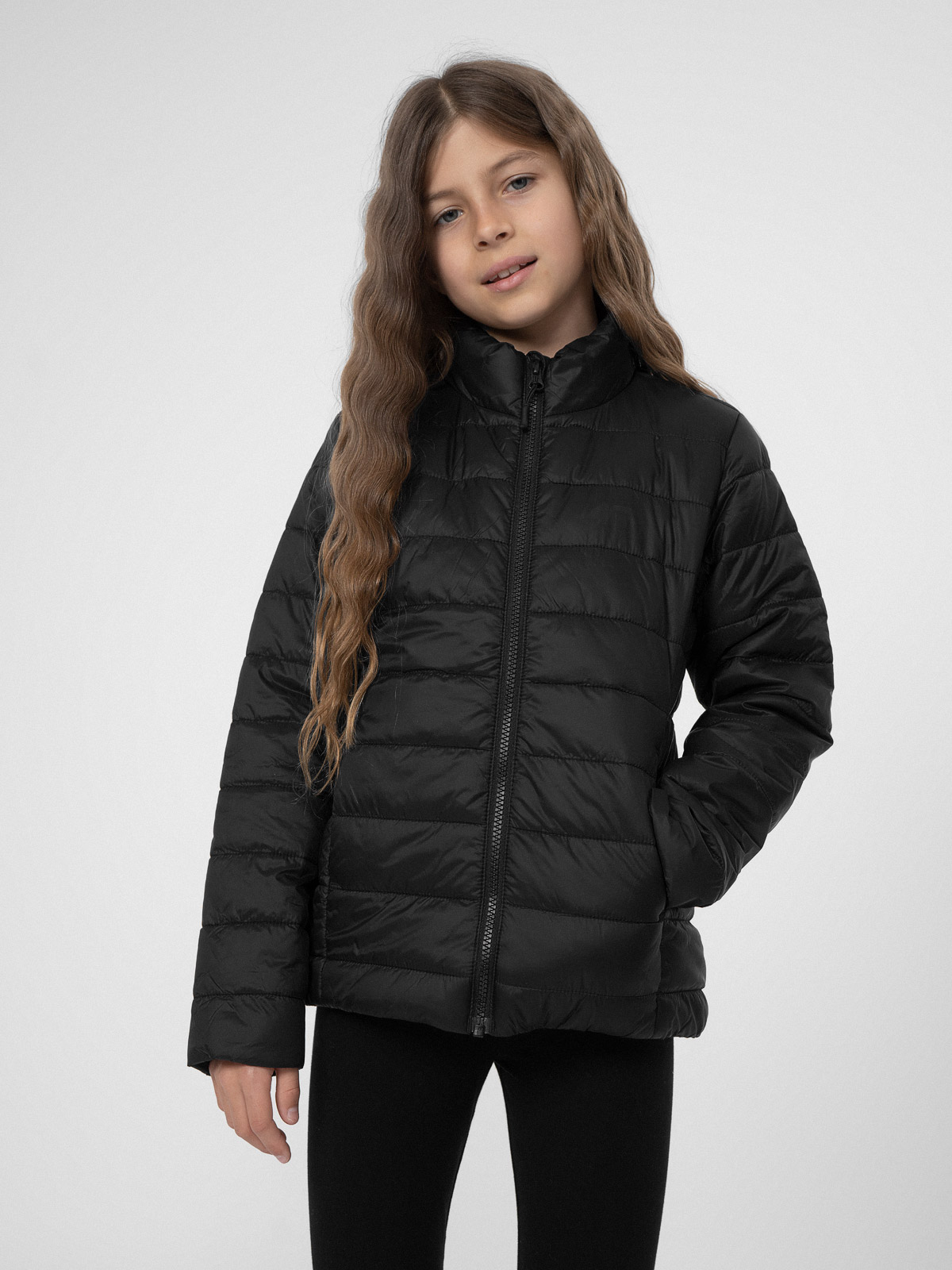 Акція на Підліткова демісезонна куртка для дівчинки 4F 4FJSS23TDJAF073-20S 158 см Чорна від Rozetka