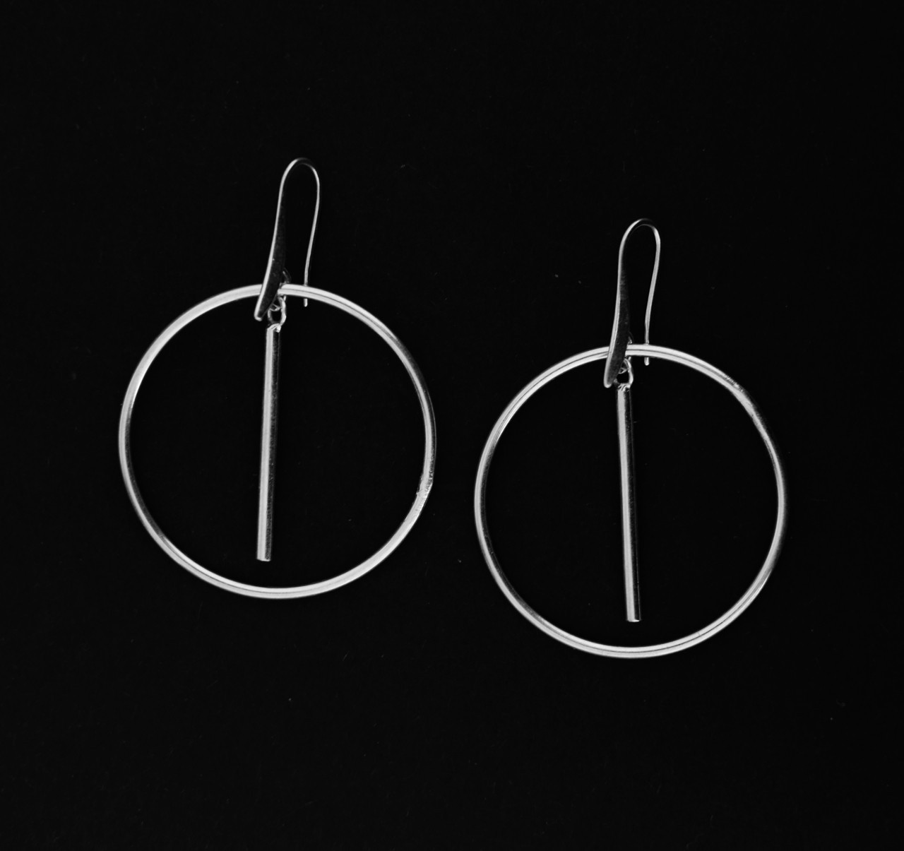 

Серьги Unique Jewellery UJ5 длина 4 см Серебряные UJ533
