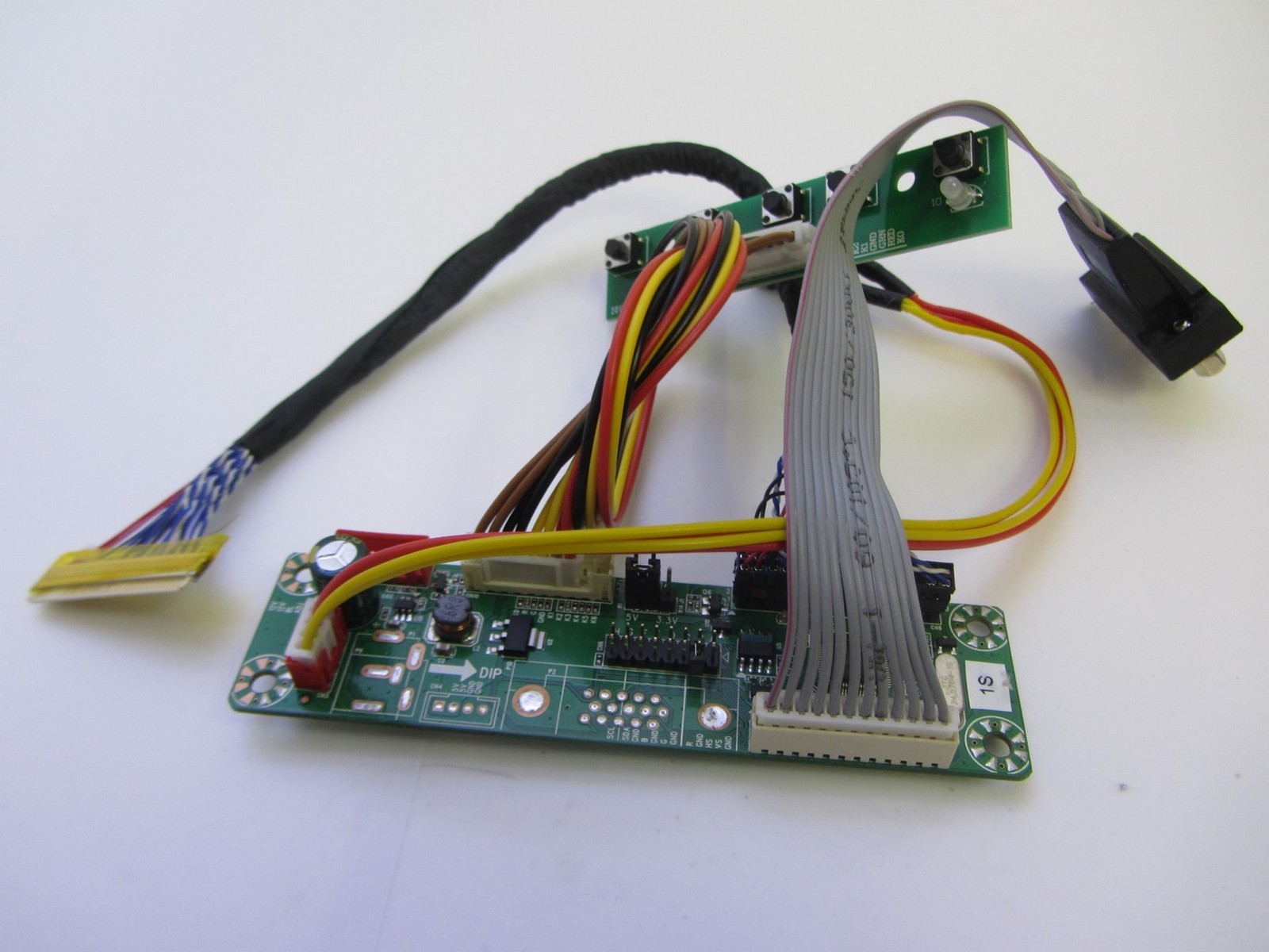 Комплект универсальный скалер MT6820 + fix30p dual8 + VGA + DC + кнопки ...