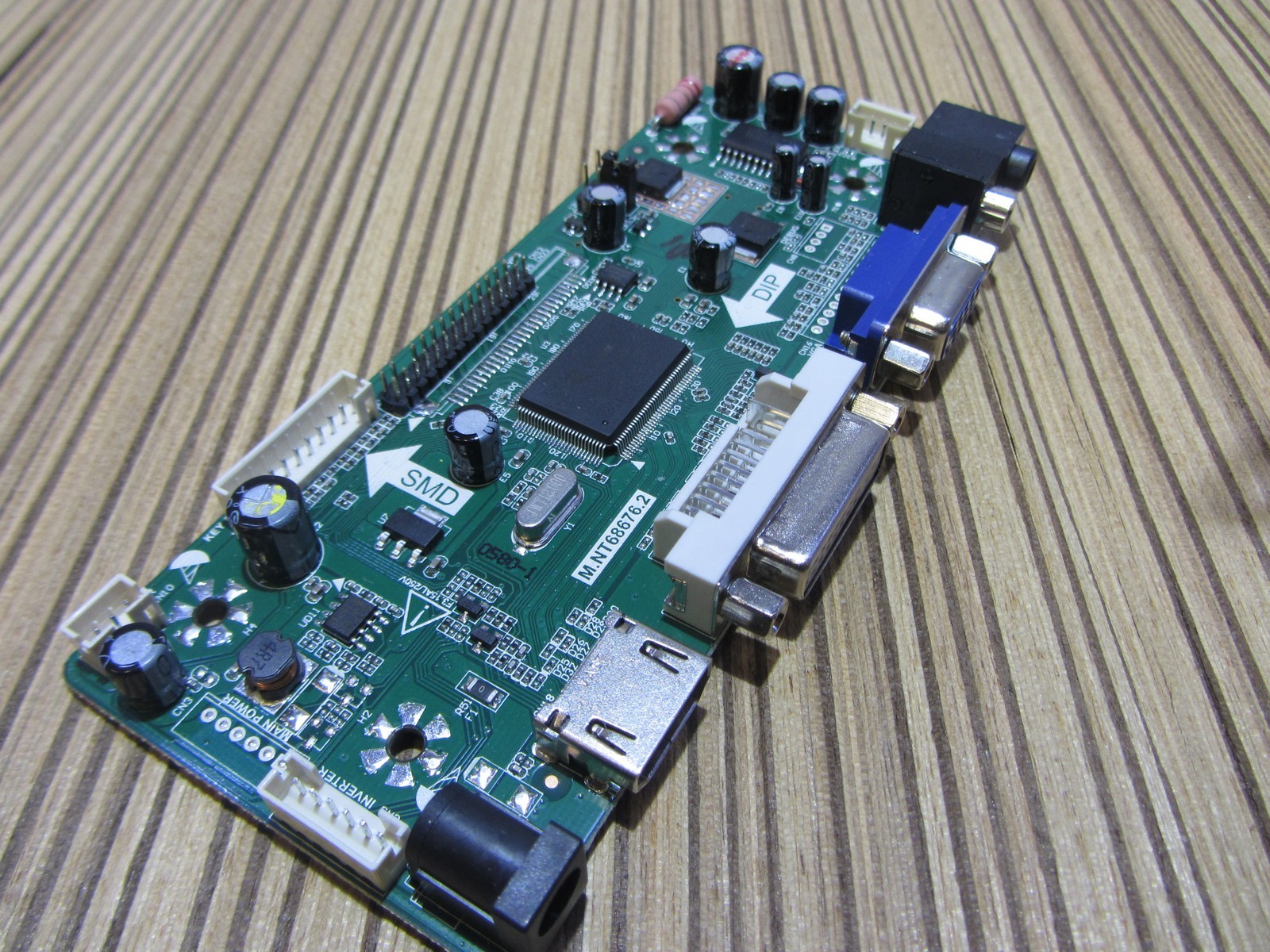Универсальный скалер M.NT68676.2 VGA DVI HDMI звук Контроллер матрицы ...