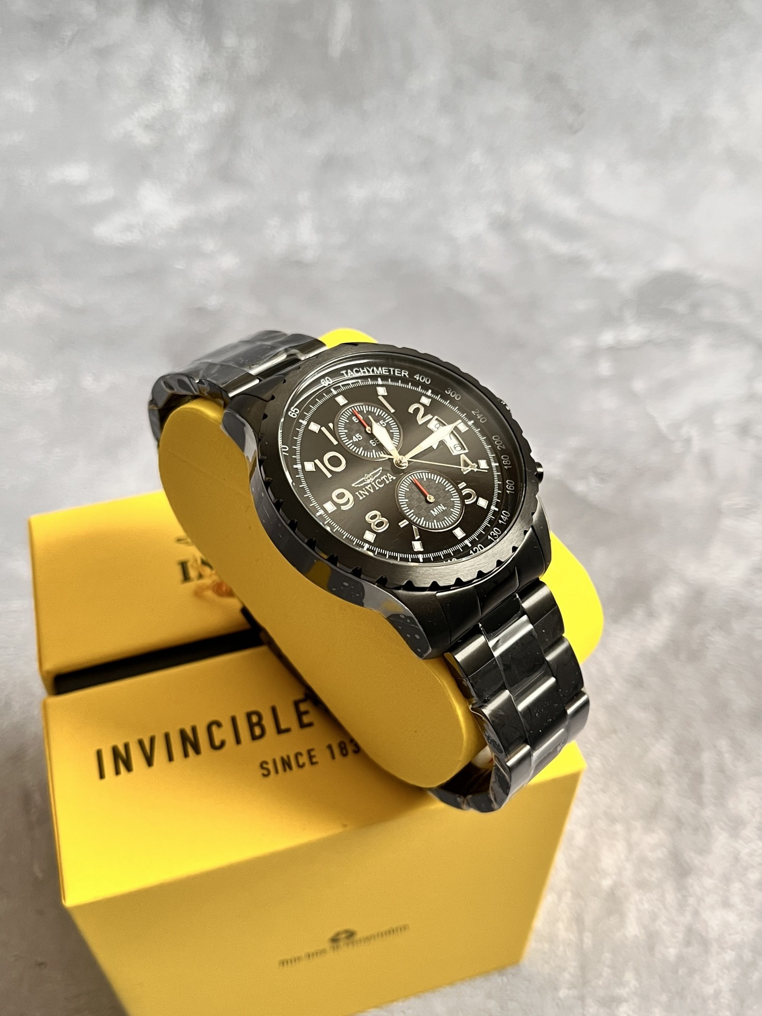 Invicta 13787