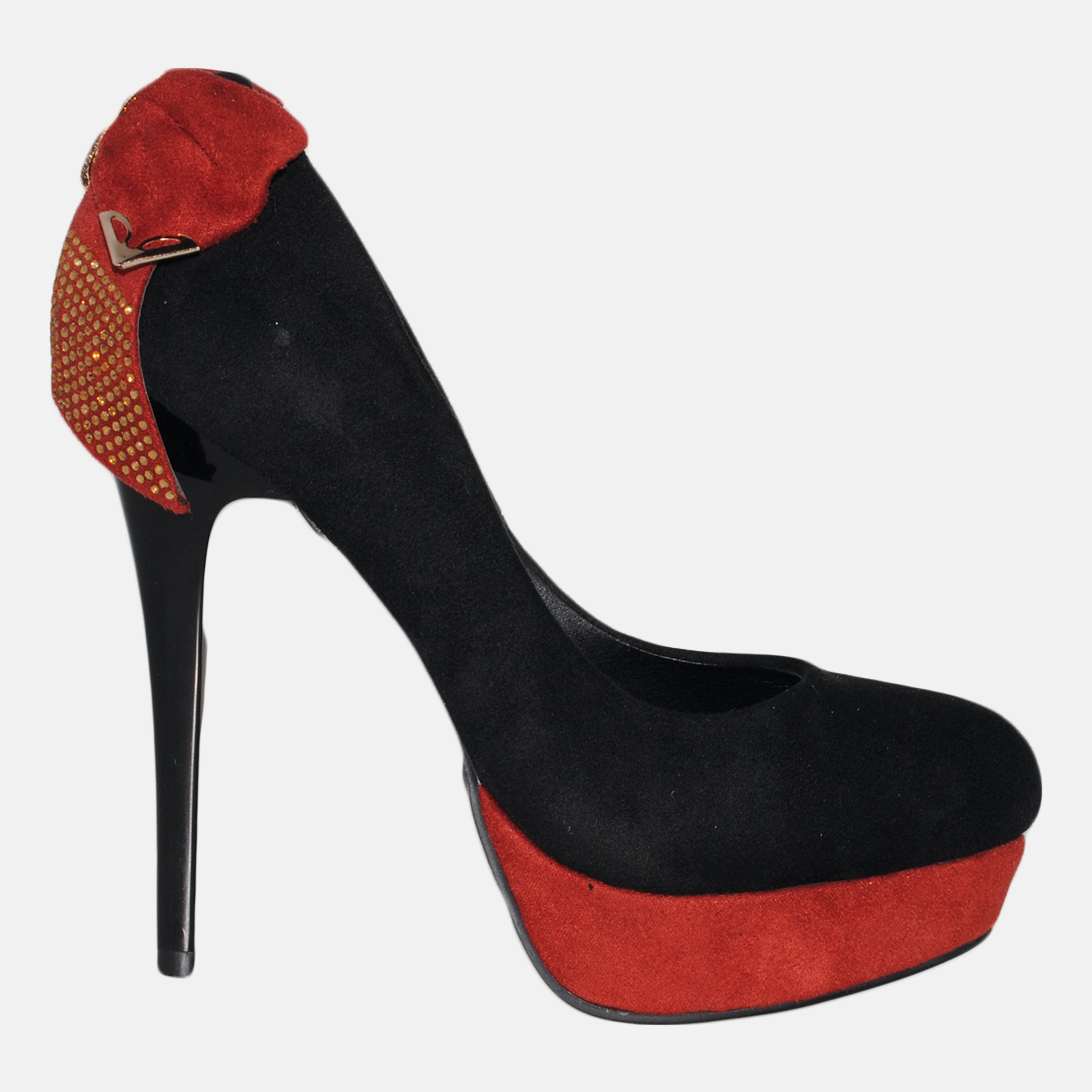 Акция на Жіночі туфлі L&P RKD636-A80A 37 23.5 см Чорні от Rozetka