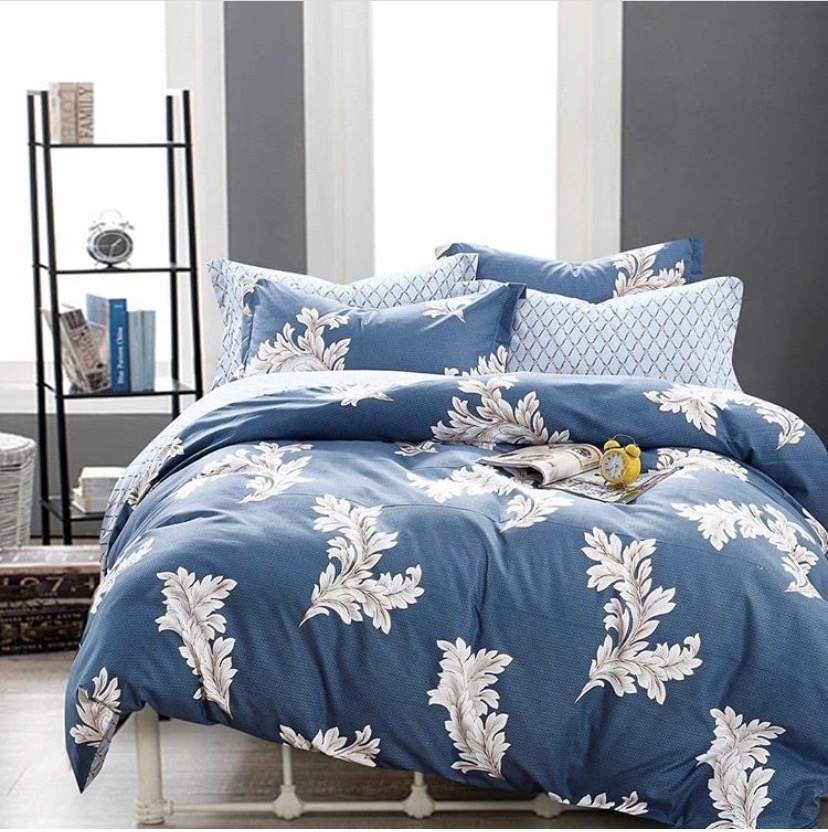 

Комплект постельного белья Наша Швейка Бязь Ветвь на синем Двуспальный 180х215 см