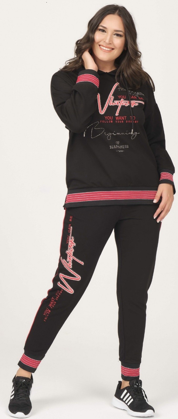 

Спортивный костюм SIGNET c красной отделкой 52 черный