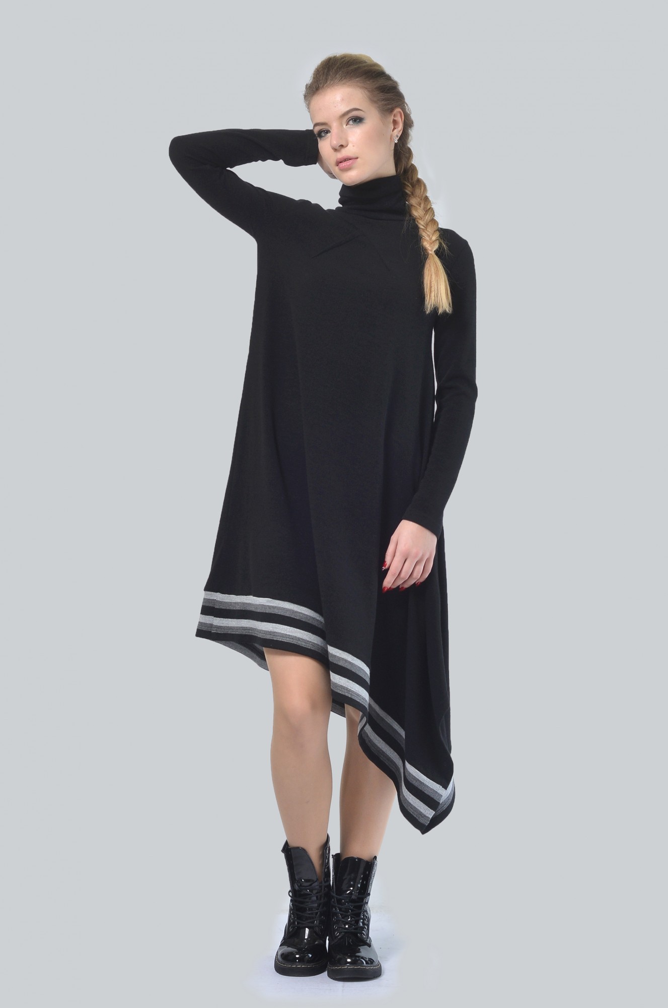 

Женское платье туника Agata Webers, Будапешт черный XXXL