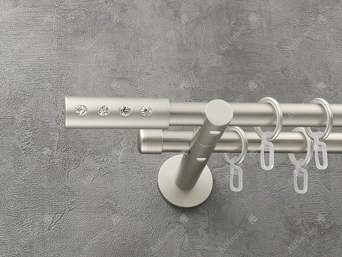 

Карниз Quadrum алюр 300 см двойной универсальный Сатин 19/19 мм гладкая (кольца с крючками)