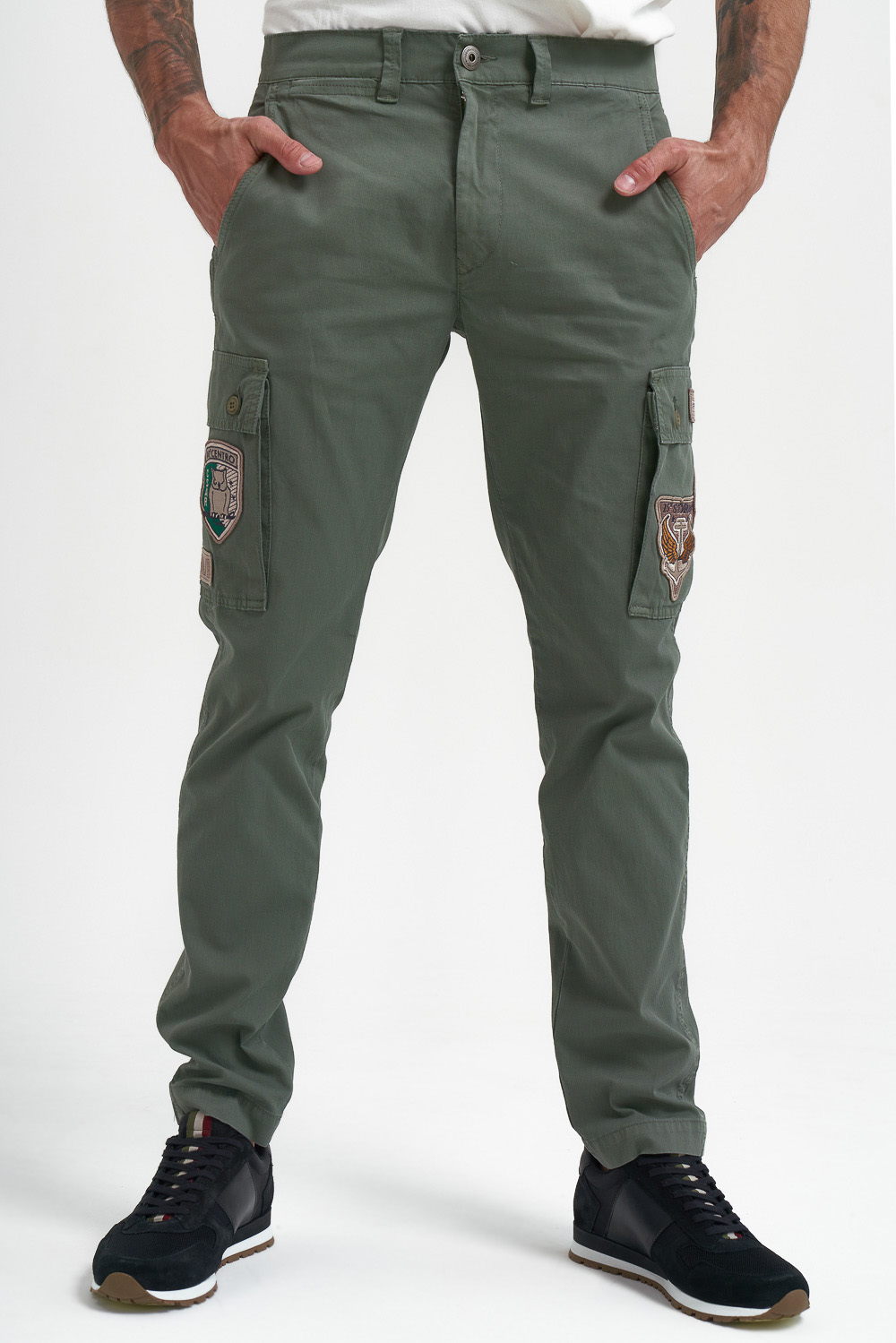 Брюки-карго с патчами Aeronautica Militare 5387 52 от продавца ...