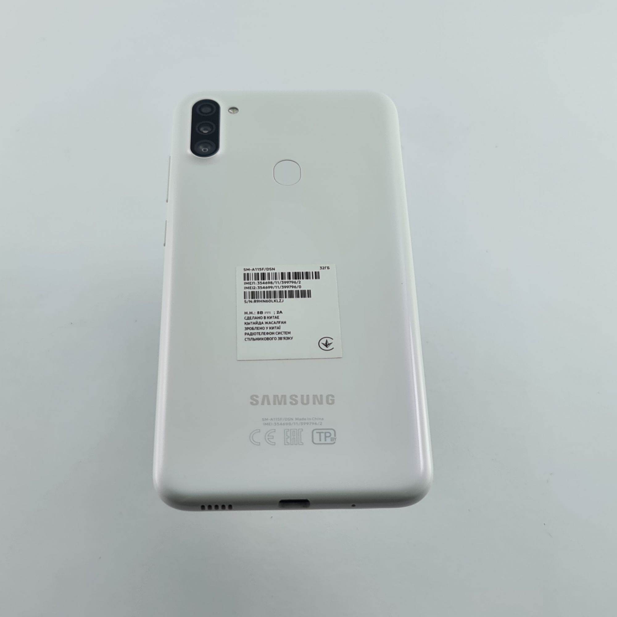 Samsung Galaxy A11 32 GB White (2B00009713) БУ – фото, отзывы,  характеристики в интернет-магазине ROZETKA от продавца: Bre-zy | Купить в  Украине: Киеве, Харькове, Днепре, Одессе, Запорожье, Львове