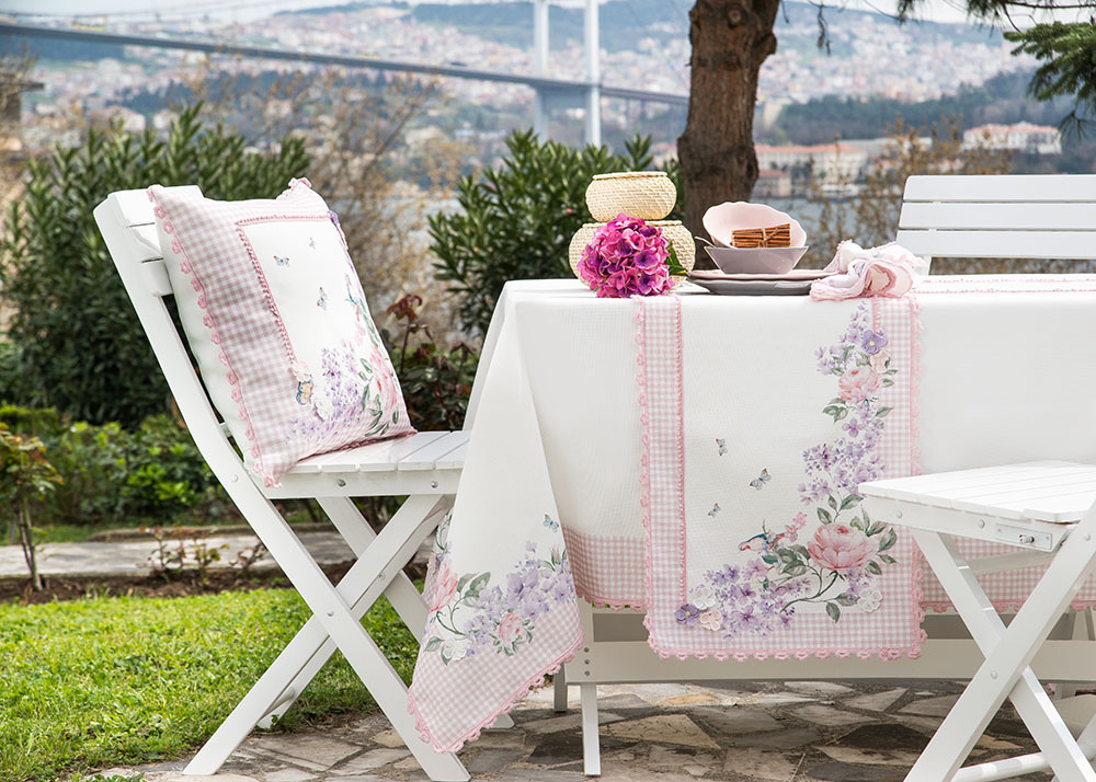 

Скатерть Home Sweet Home Fiore 140X140 см Белая с розовым (88) (88)