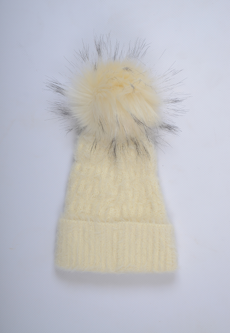 

Шапка для девочки зимняя Mari-Knit 0851-03 52 шампань 57111