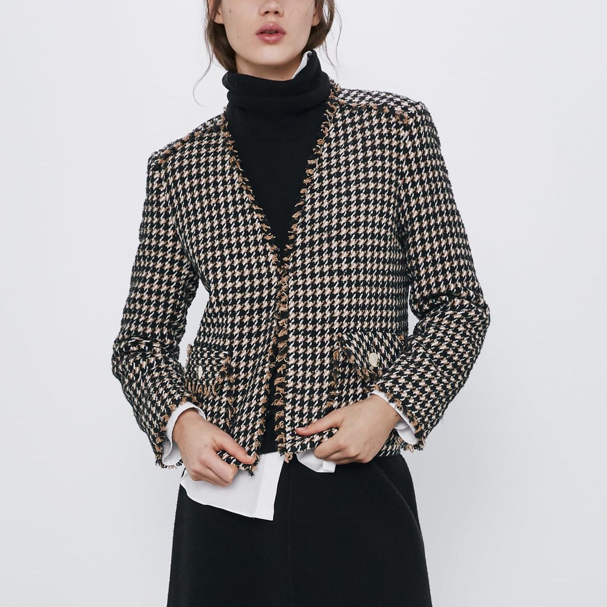 

Жакет женский твидовый с бахромой Luxury Berni Fashion (S) Бежевый