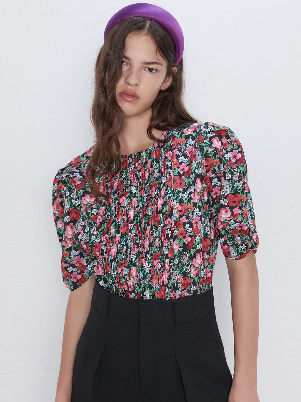 

Блузка Zara 02183242800 M Принт