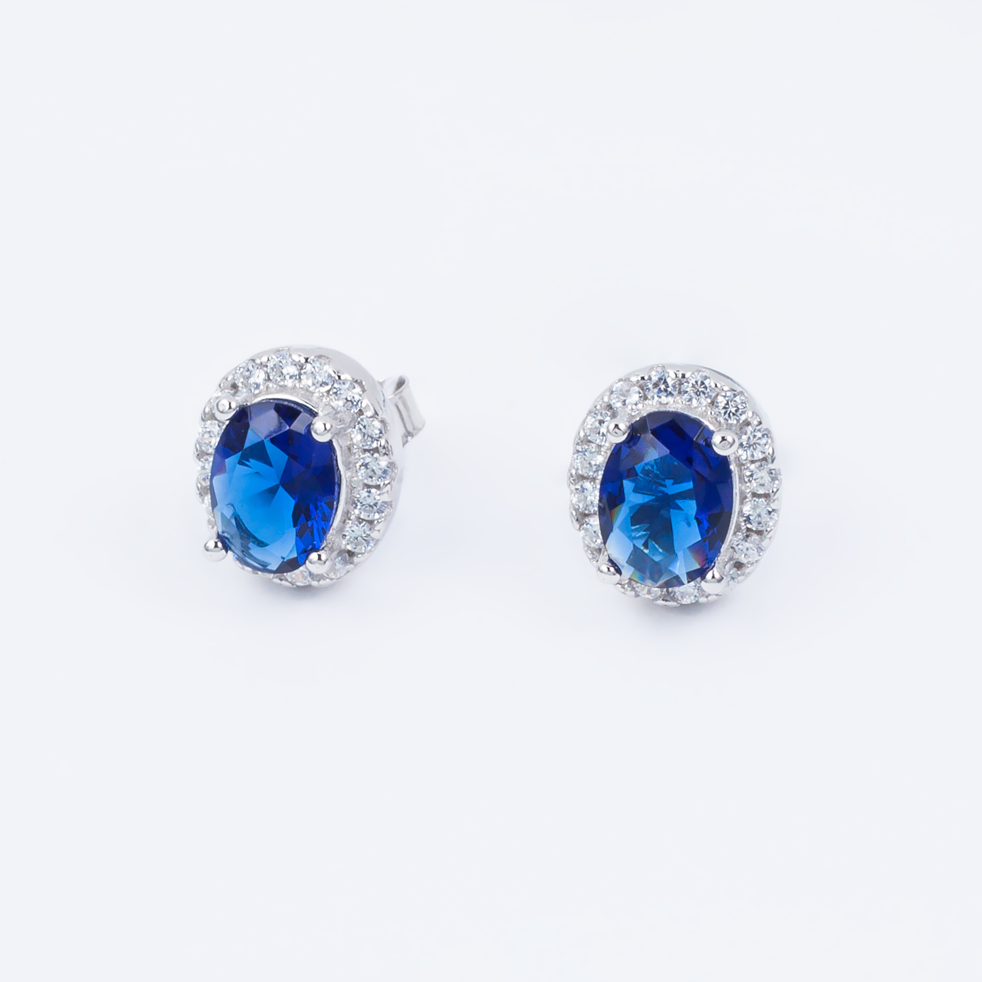 

Сережки TOP Silver 2,72 г 520374с