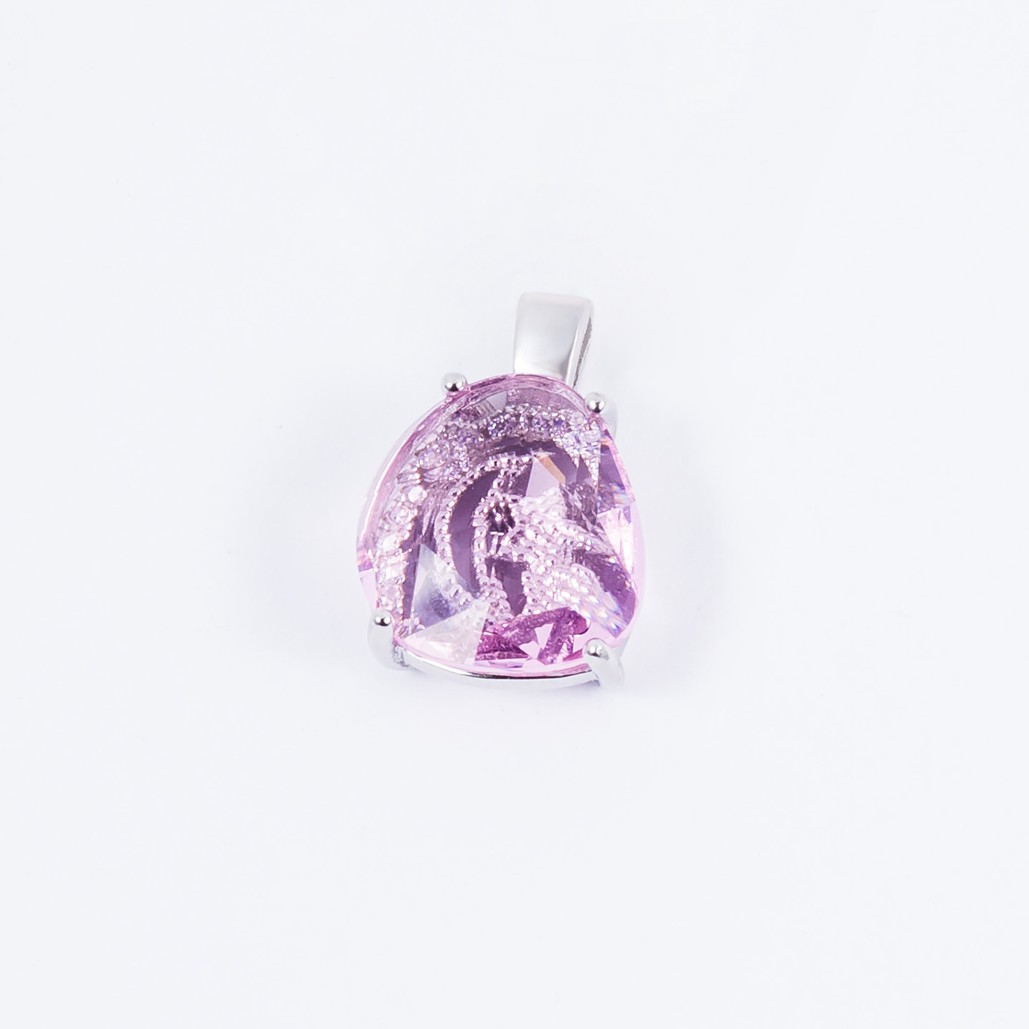 

Підвіска TOP Silver 2,60 г 9540232р
