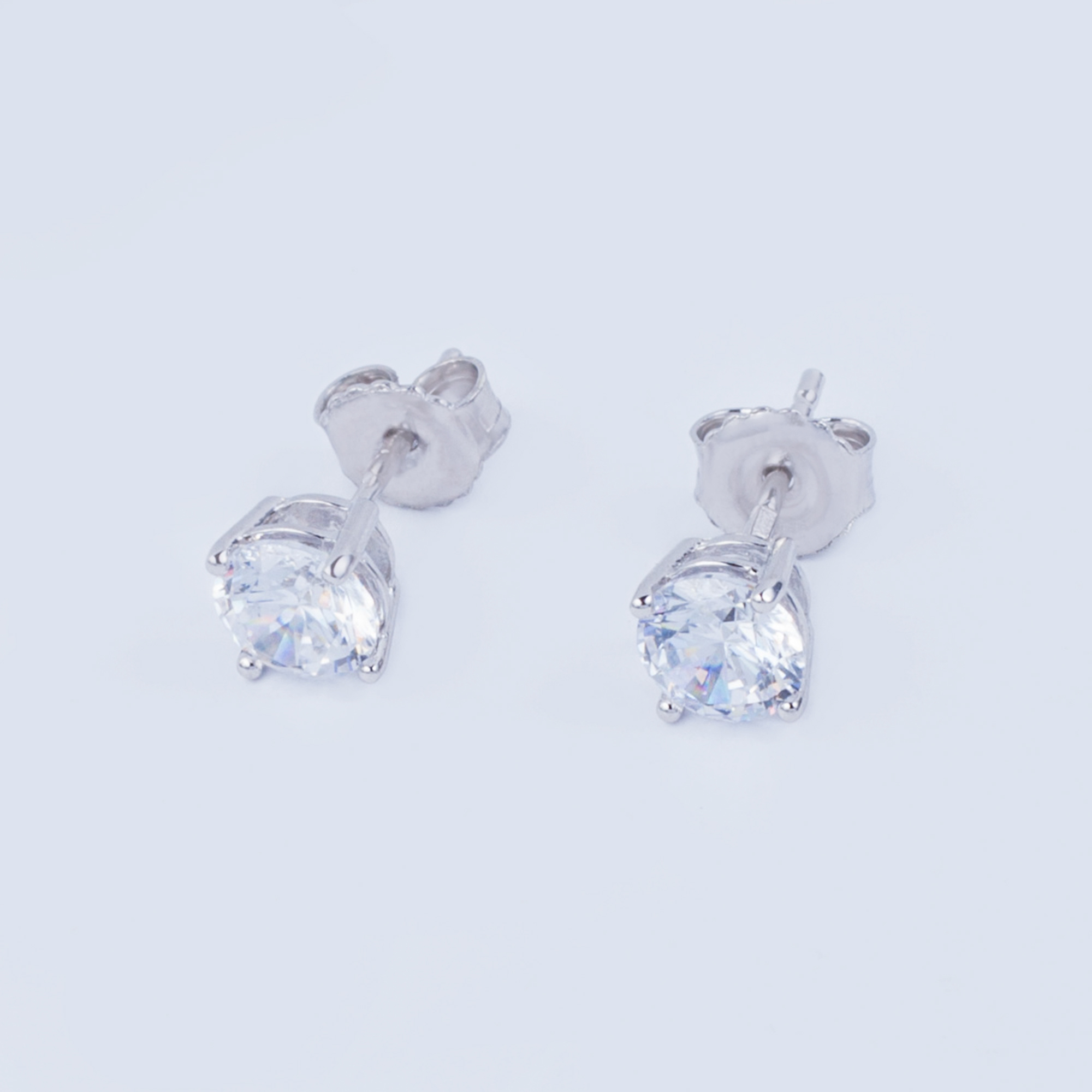 

Сережки TOP Silver 1,17 г 520151б