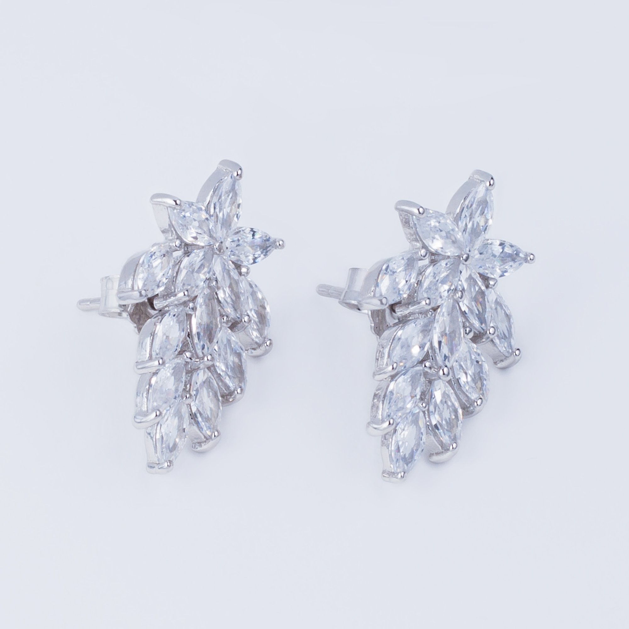 

Сережки TOP Silver 4,60 г 520131б