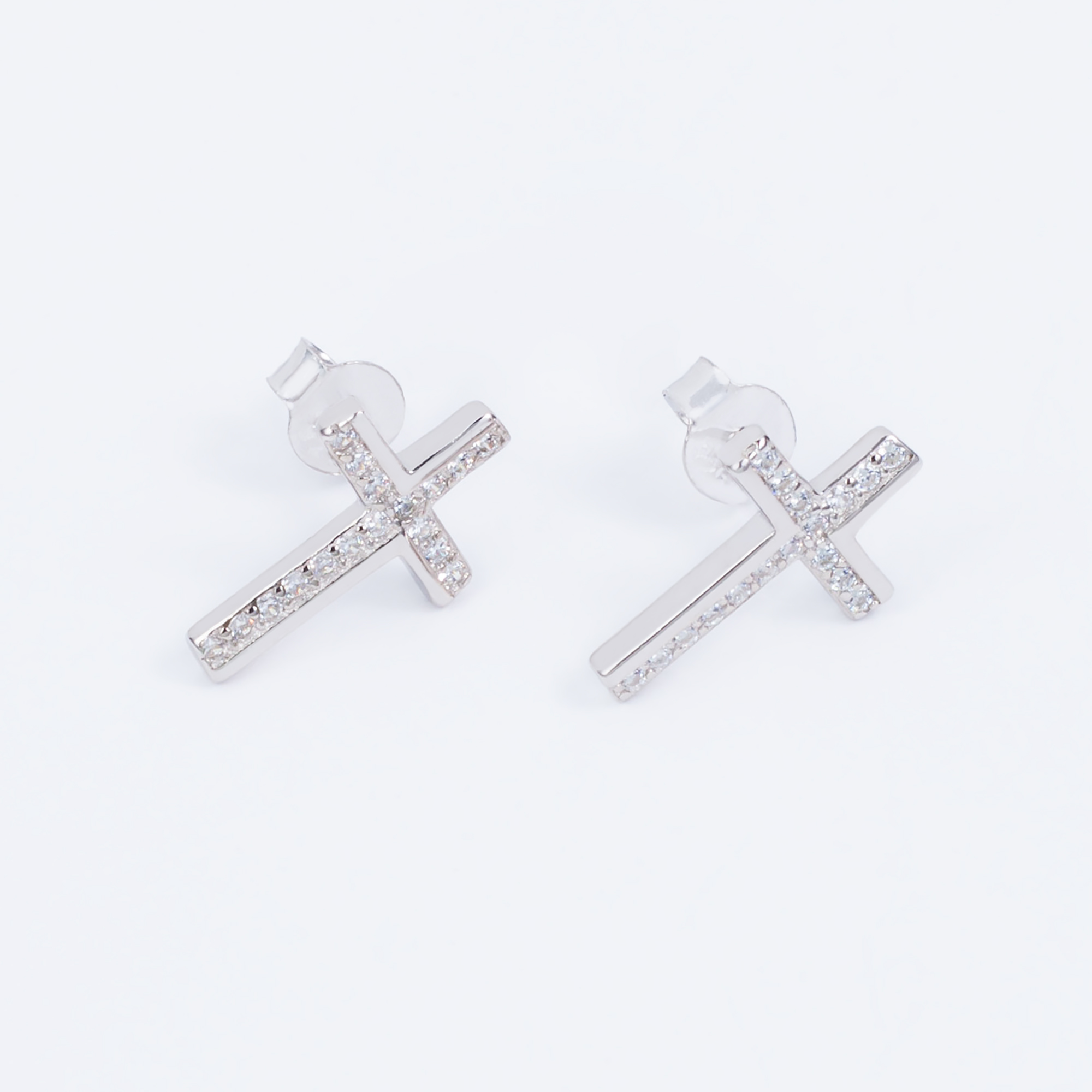 

Сережки TOP Silver 1,54 г 520359б